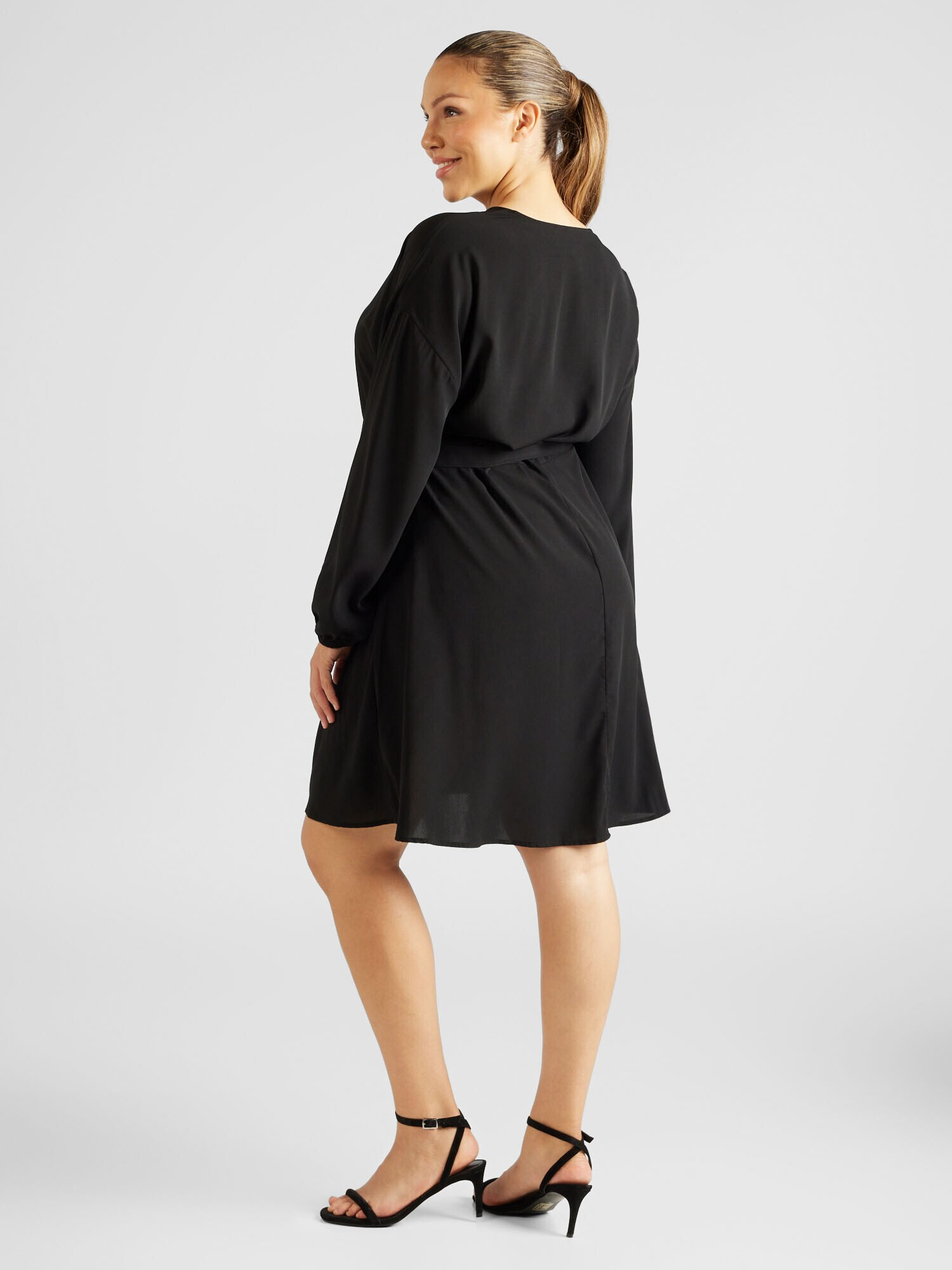 Vero Moda Curve Rochie 'NAJA' negru - Pled.ro