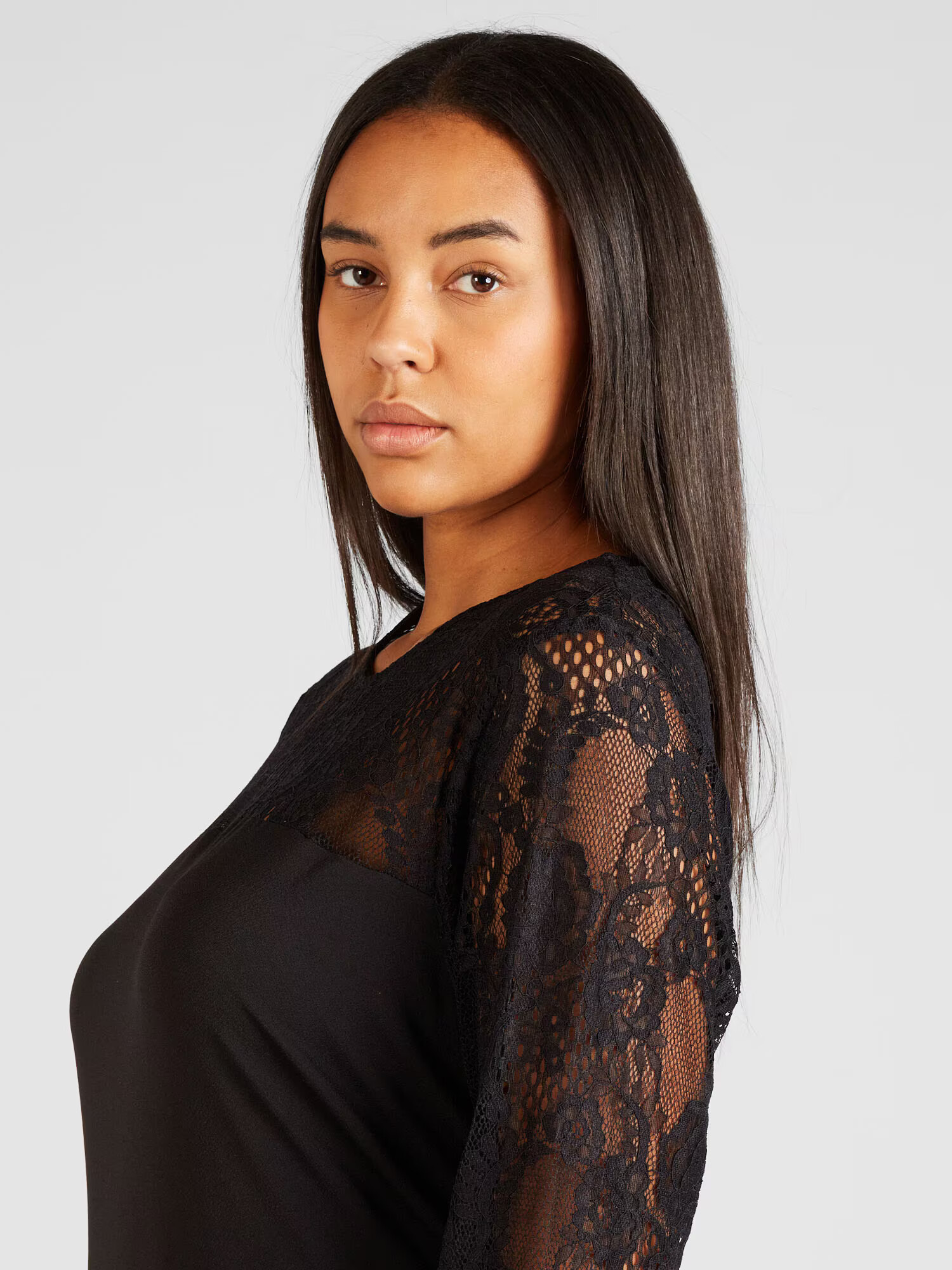 Vero Moda Curve Rochie 'SARA' negru - Pled.ro