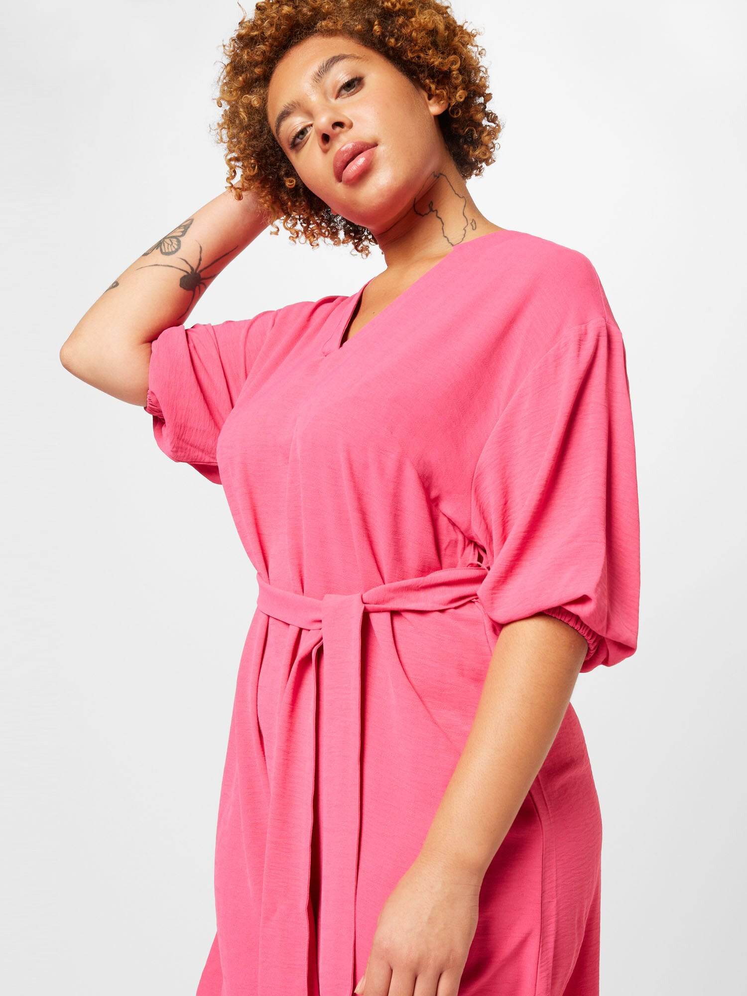 Vero Moda Curve Rochie 'Unye' fucsia - Pled.ro