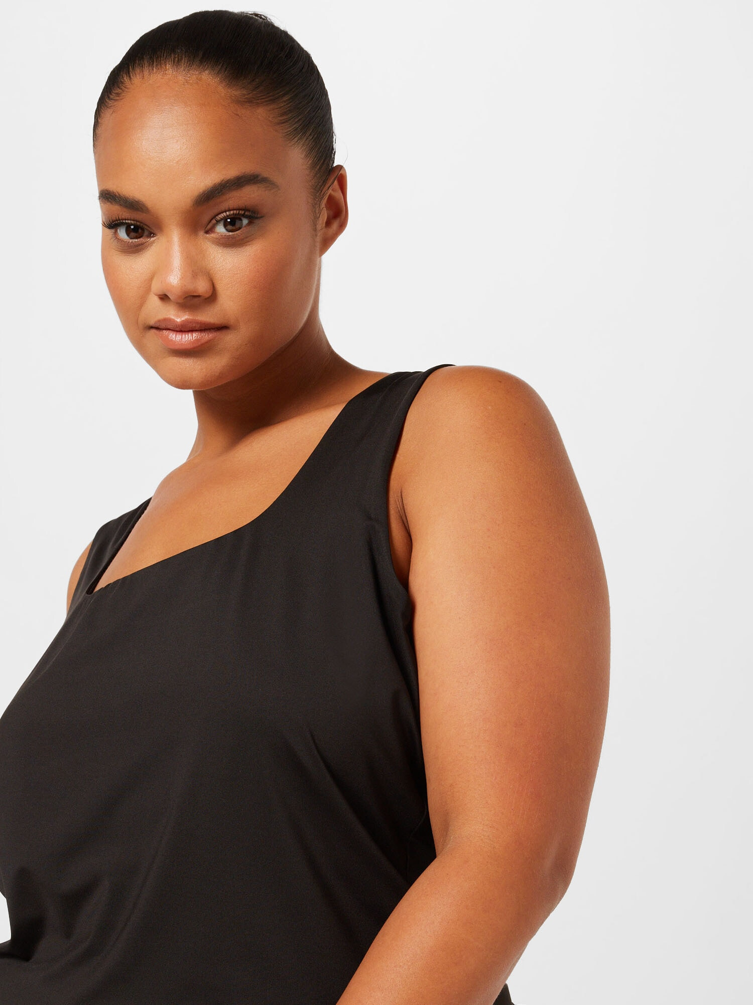 Vero Moda Curve Top 'BIANCA' negru - Pled.ro