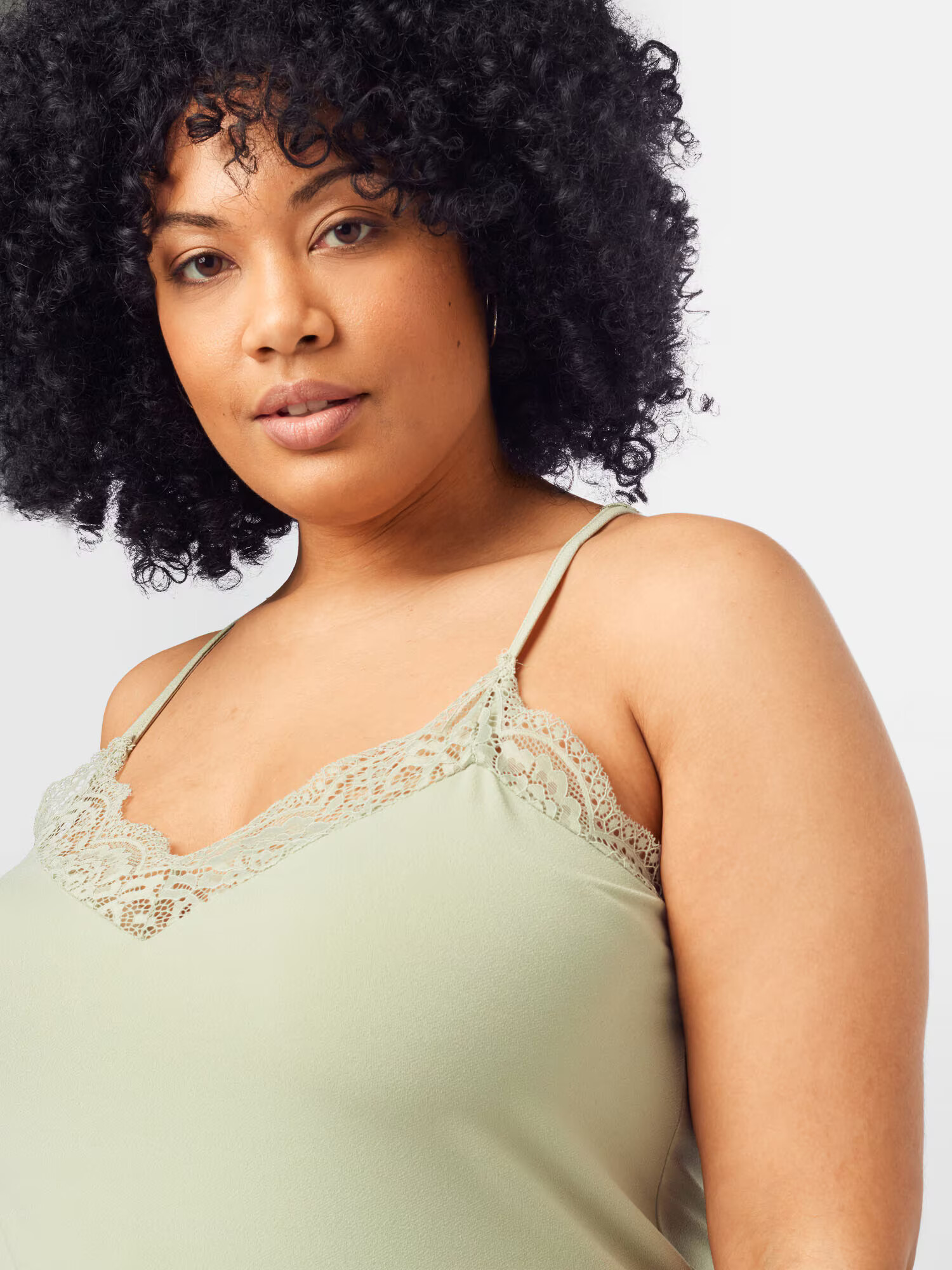 Vero Moda Curve Top verde - Pled.ro