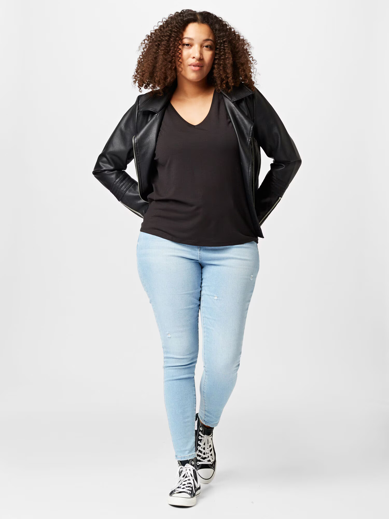 Vero Moda Curve Tricou 'Aya' negru - Pled.ro