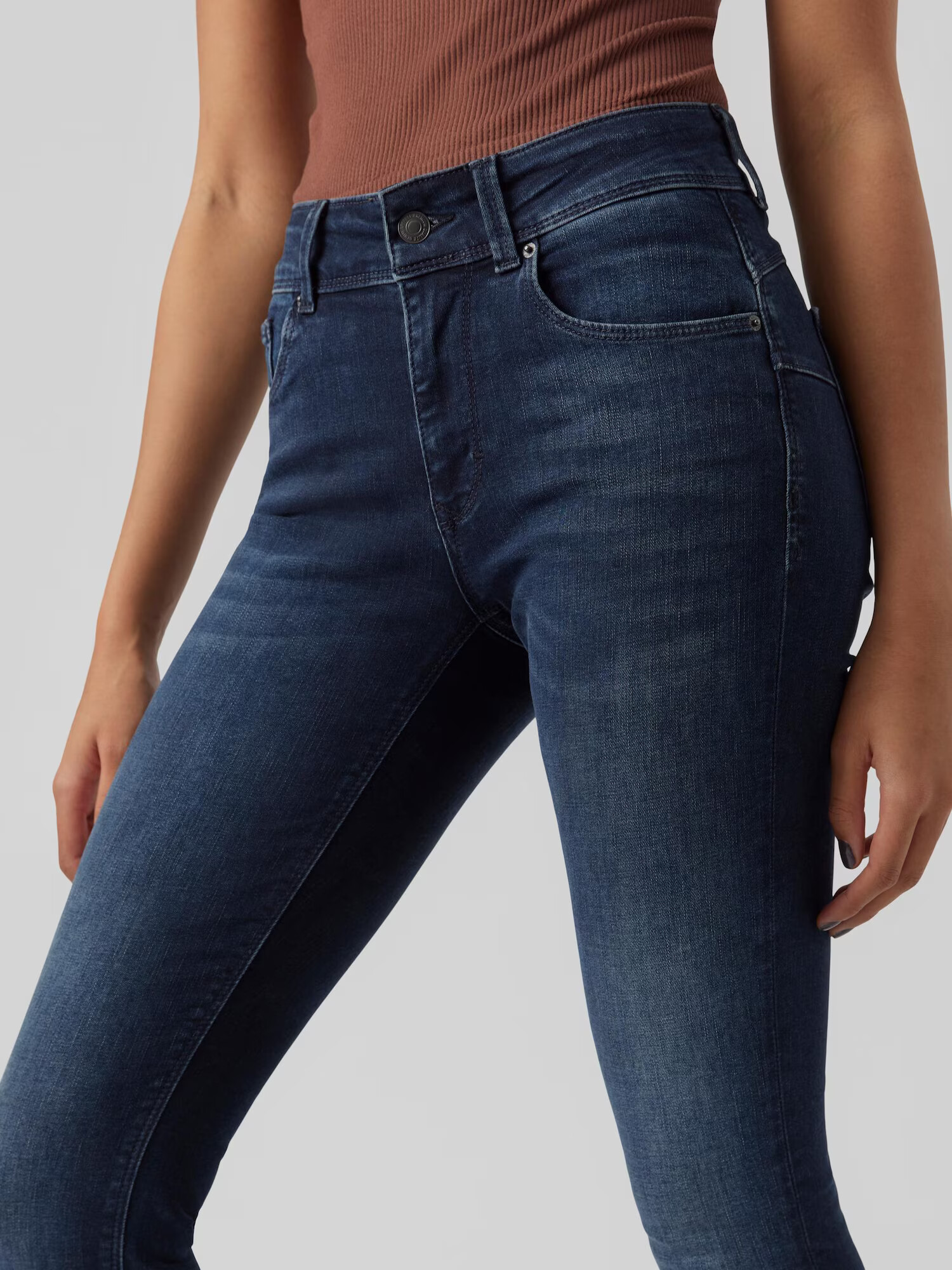 VERO MODA Jeans 'EMBRACE' albastru denim - Pled.ro