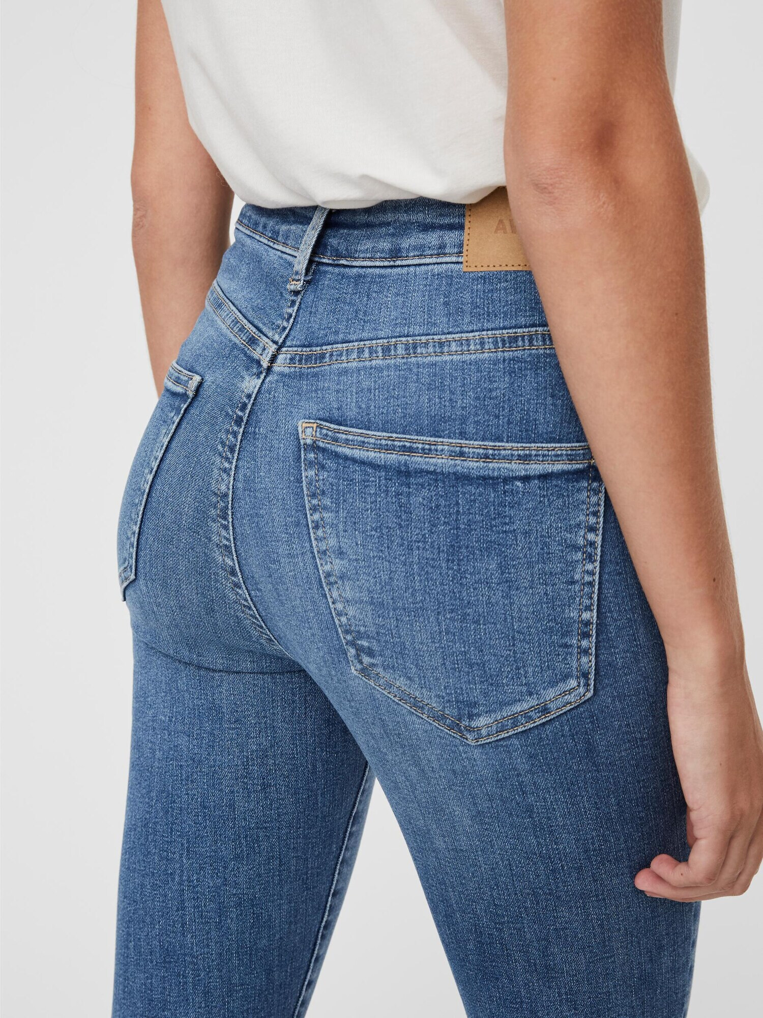 VERO MODA Jeans 'Sophia' albastru denim - Pled.ro