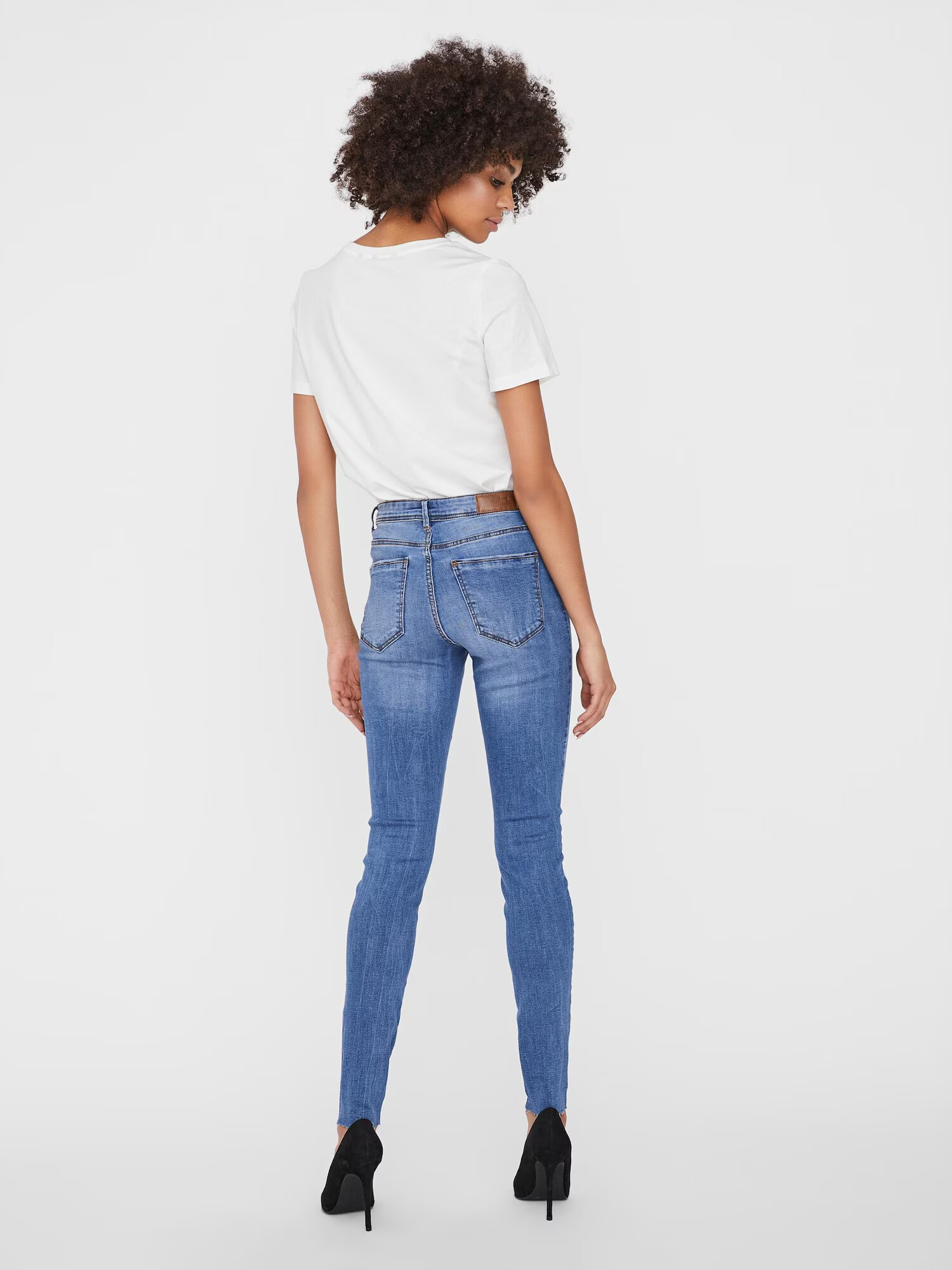 VERO MODA Jeans 'Tanya' albastru denim - Pled.ro