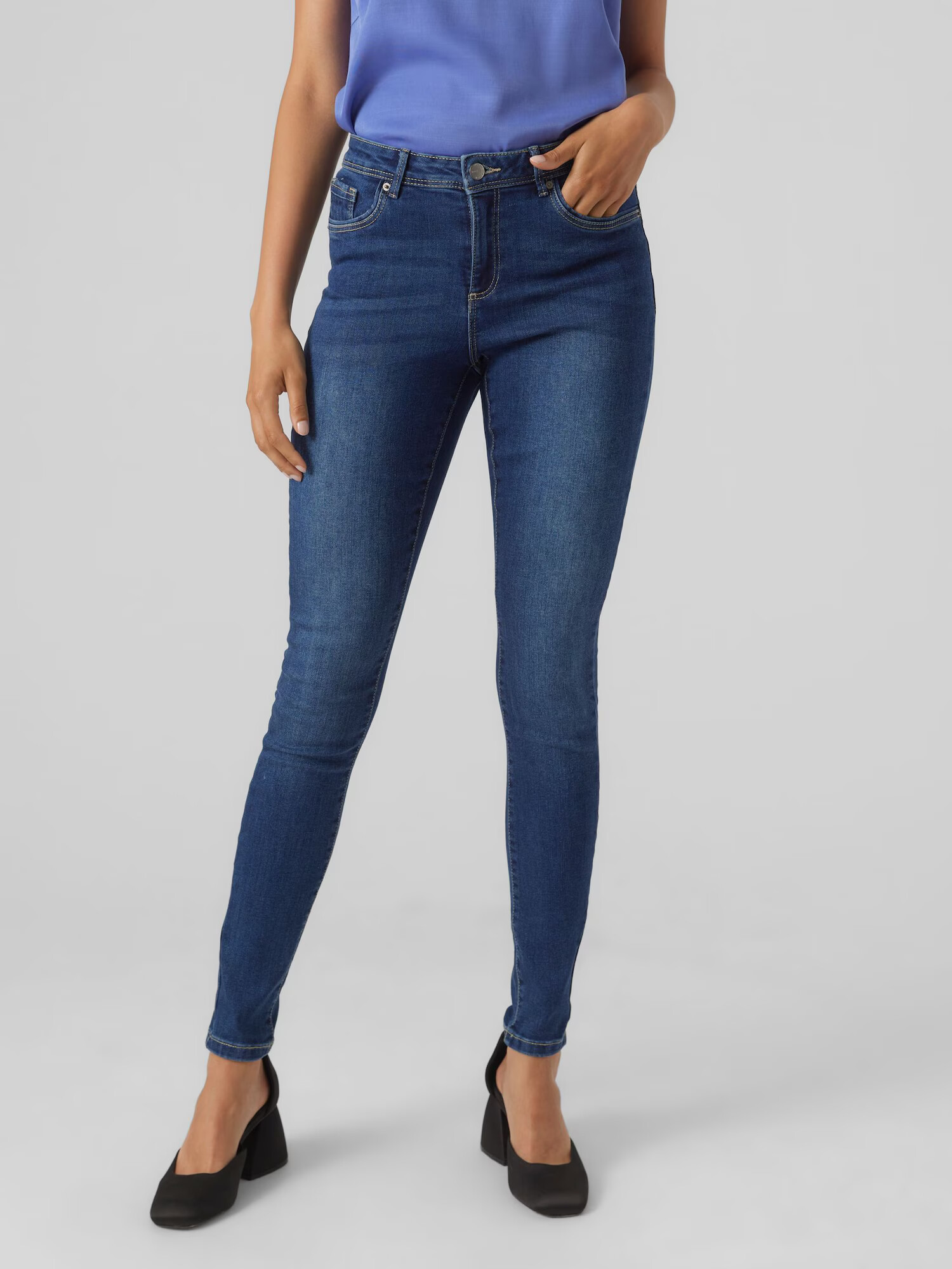 VERO MODA Jeans 'TANYA' albastru închis - Pled.ro