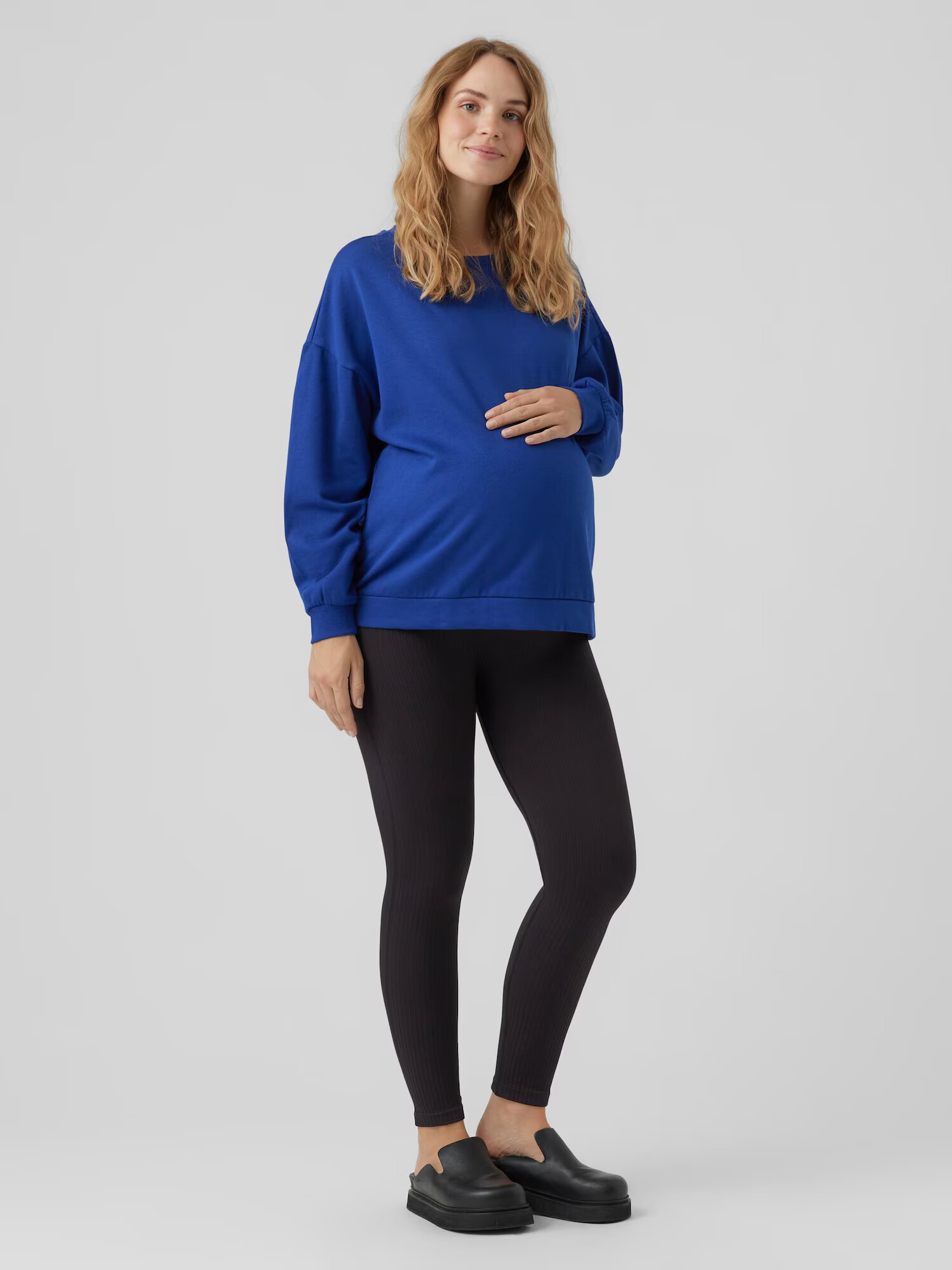 Vero Moda Maternity Bluză de molton 'MEA OCTAVIA' albastru - Pled.ro