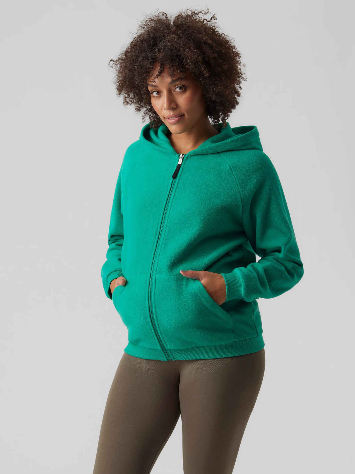 Vero Moda Maternity Hanorac 'ILSA' verde jad - Pled.ro