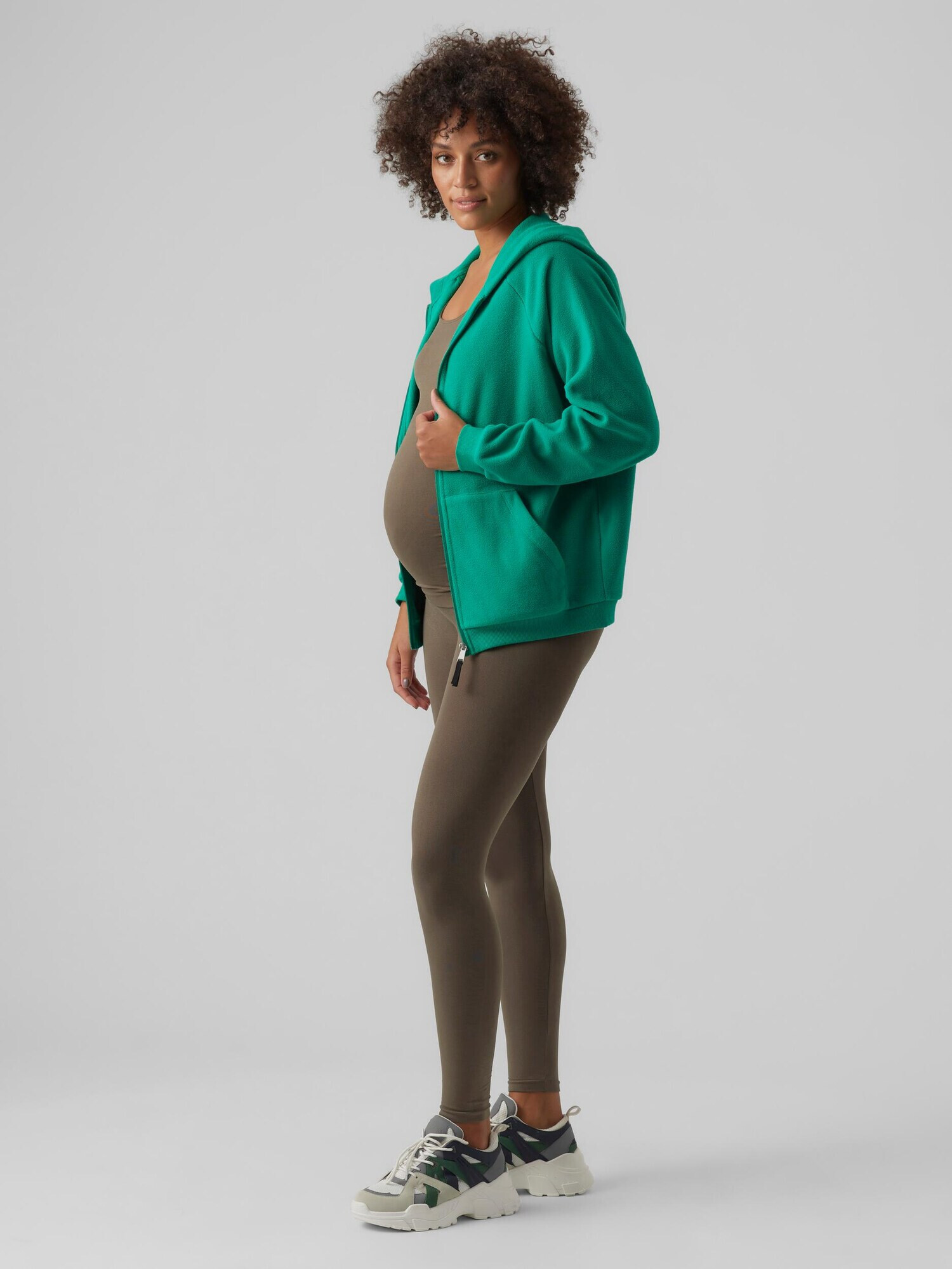 Vero Moda Maternity Hanorac 'ILSA' verde jad - Pled.ro