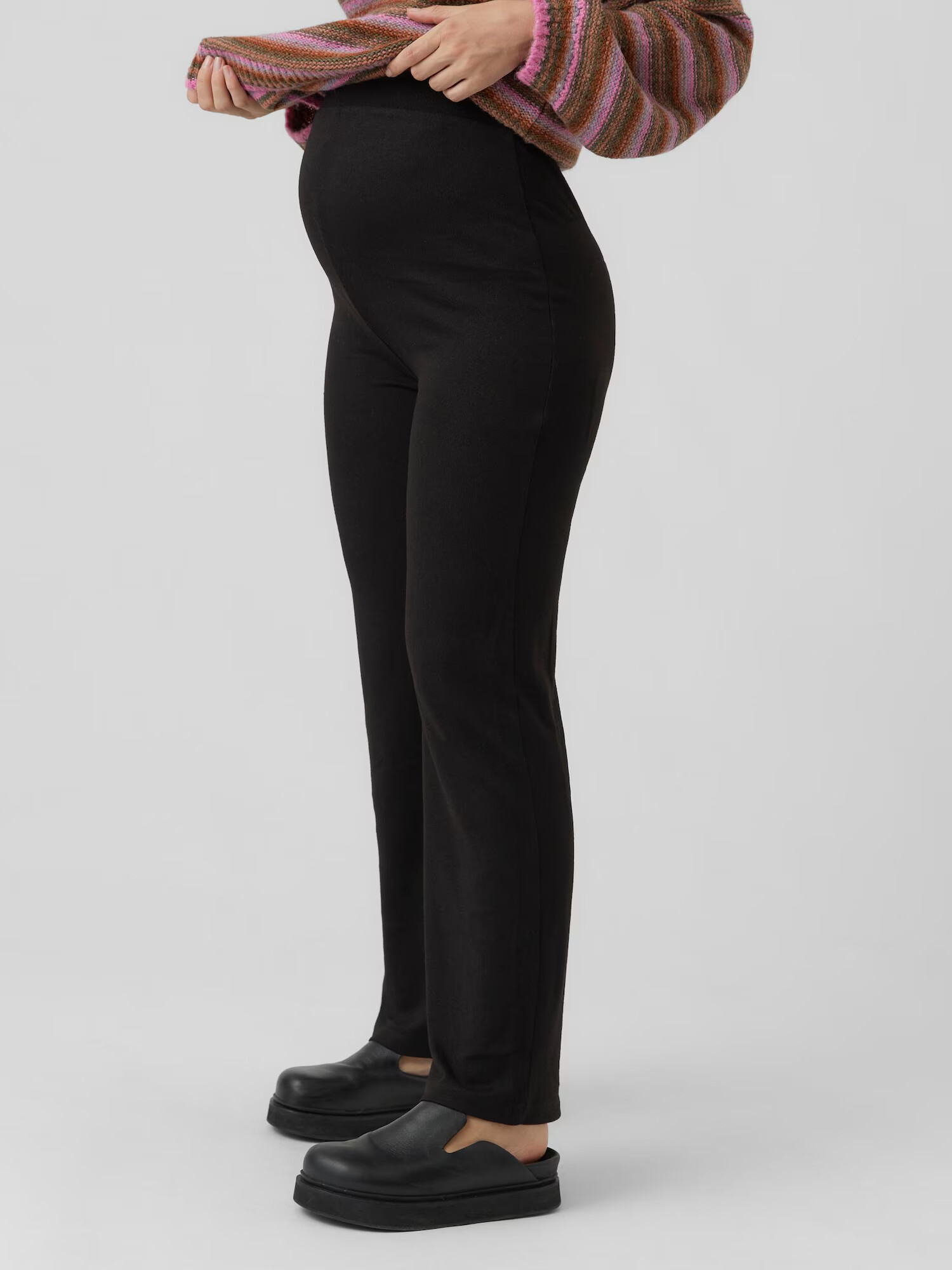 Vero Moda Maternity Pantaloni 'Ella' negru - Pled.ro