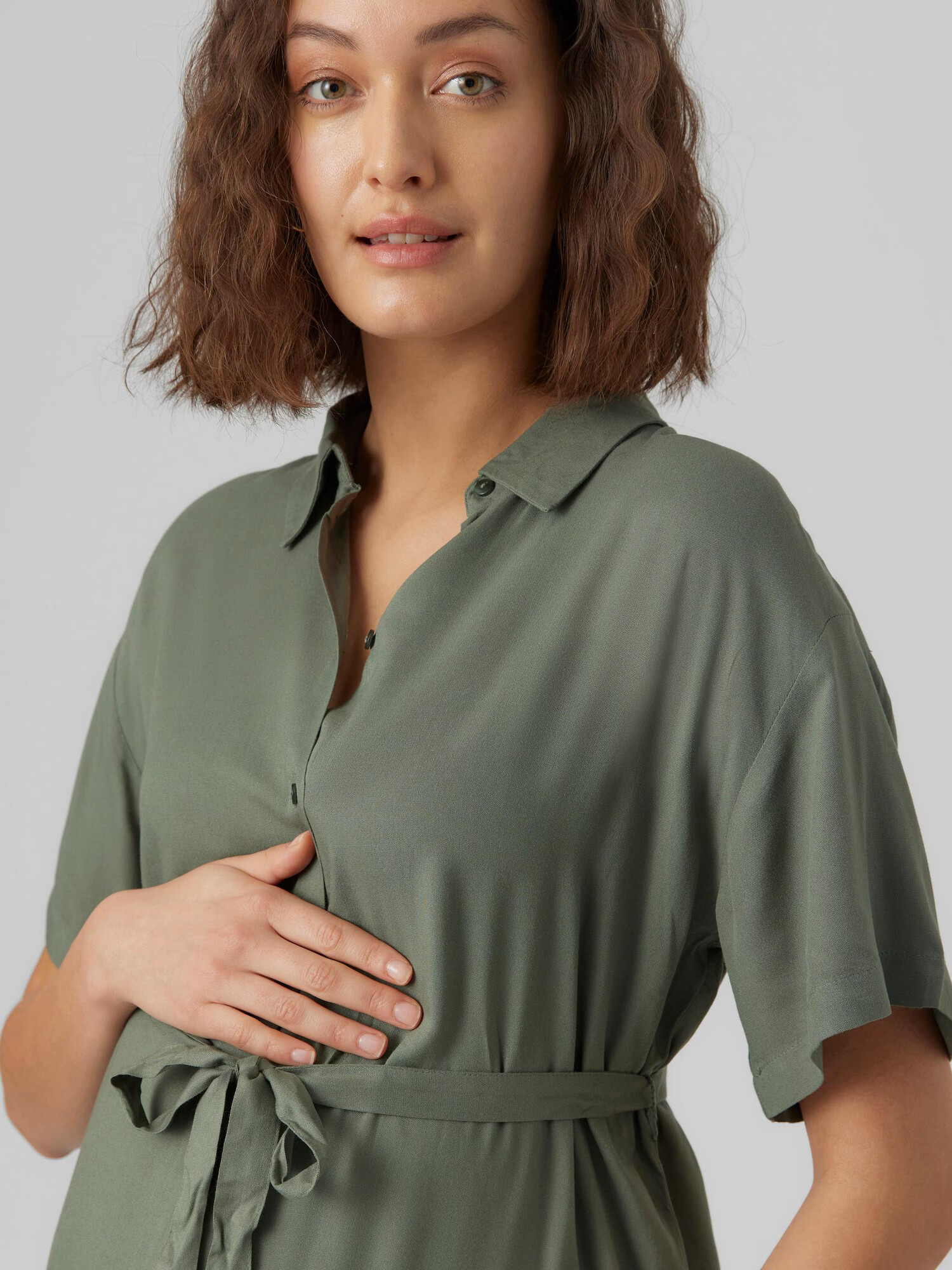 Vero Moda Maternity Rochie tip bluză 'BUMPY' kaki - Pled.ro