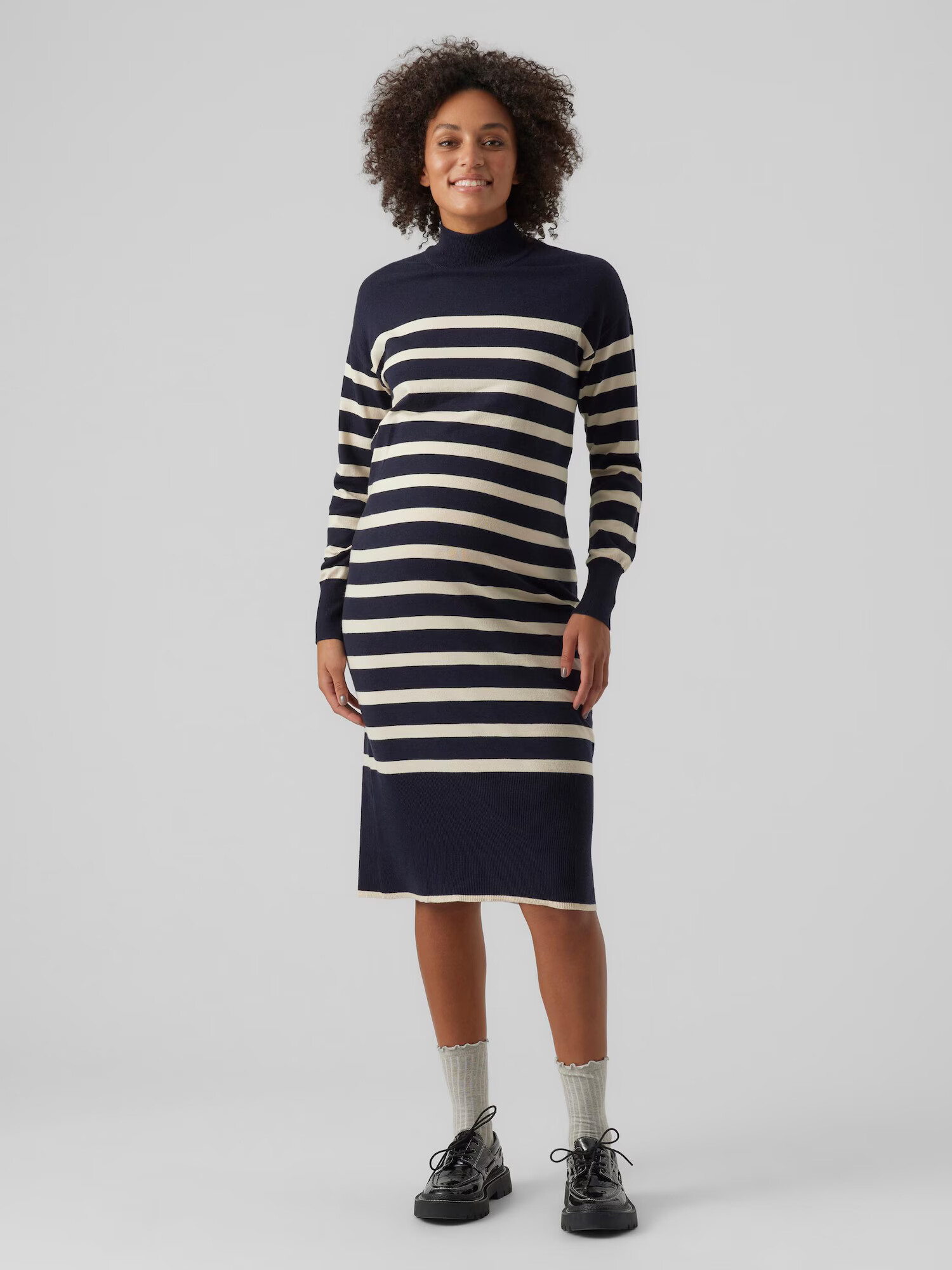 Vero Moda Maternity Rochie tricotat 'HAPPINESS' bej / bleumarin - Pled.ro