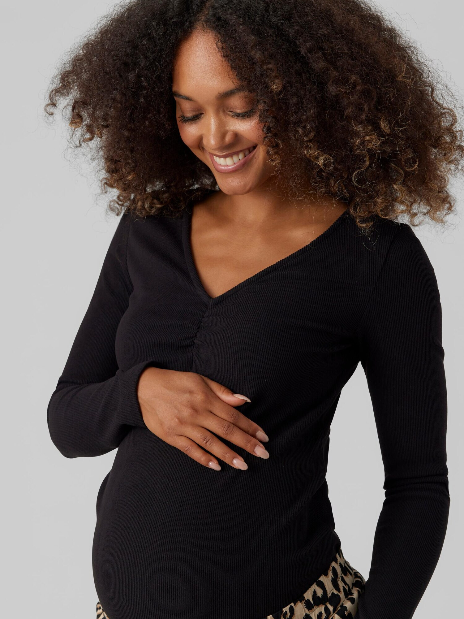 Vero Moda Maternity Tricou 'TYRA' negru - Pled.ro