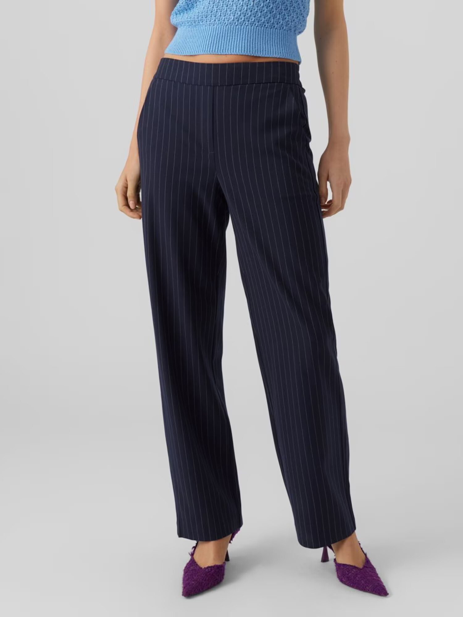 VERO MODA Pantaloni 'Cookie' bleumarin / alb - Pled.ro