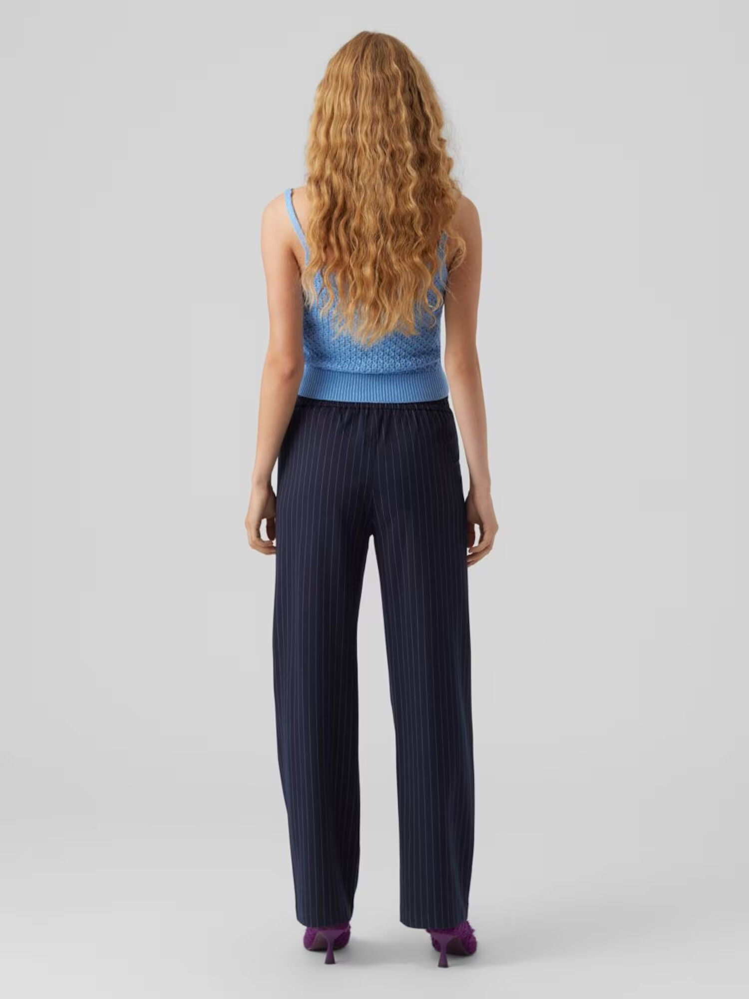 VERO MODA Pantaloni 'Cookie' bleumarin / alb - Pled.ro