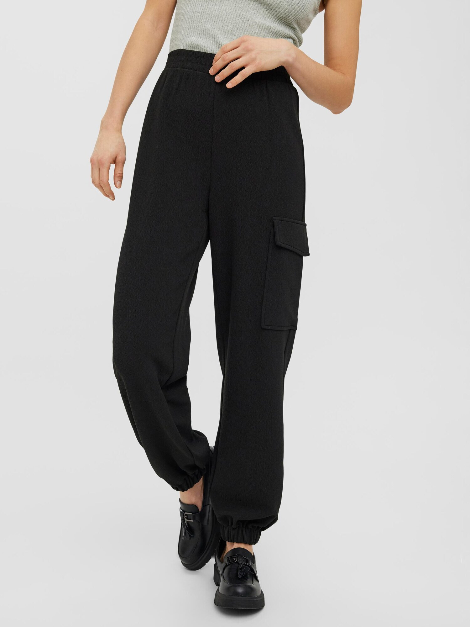 VERO MODA Pantaloni cu buzunare 'Izadagny' negru - Pled.ro