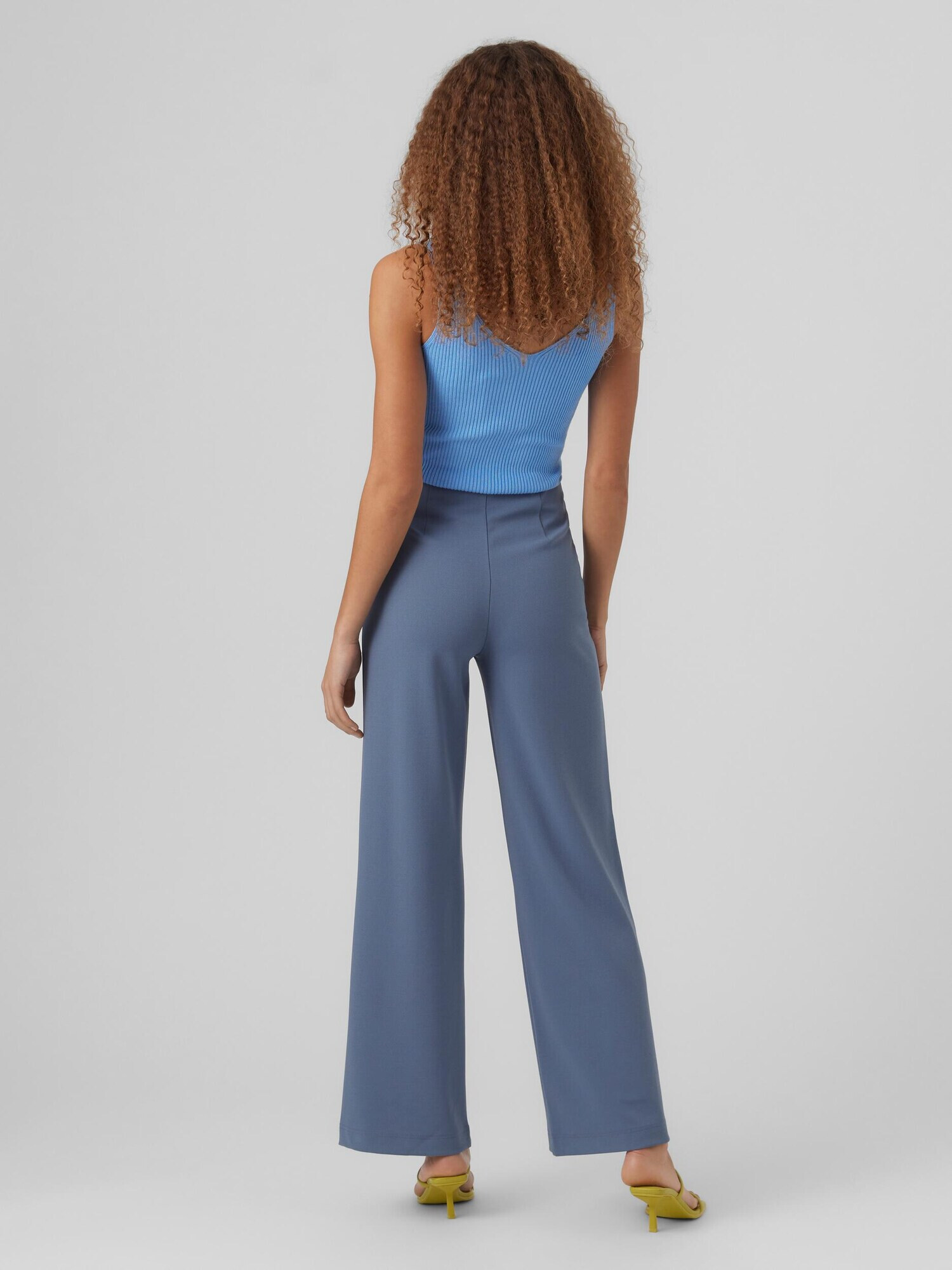 VERO MODA Pantaloni cu dungă 'Becky' gri - Pled.ro