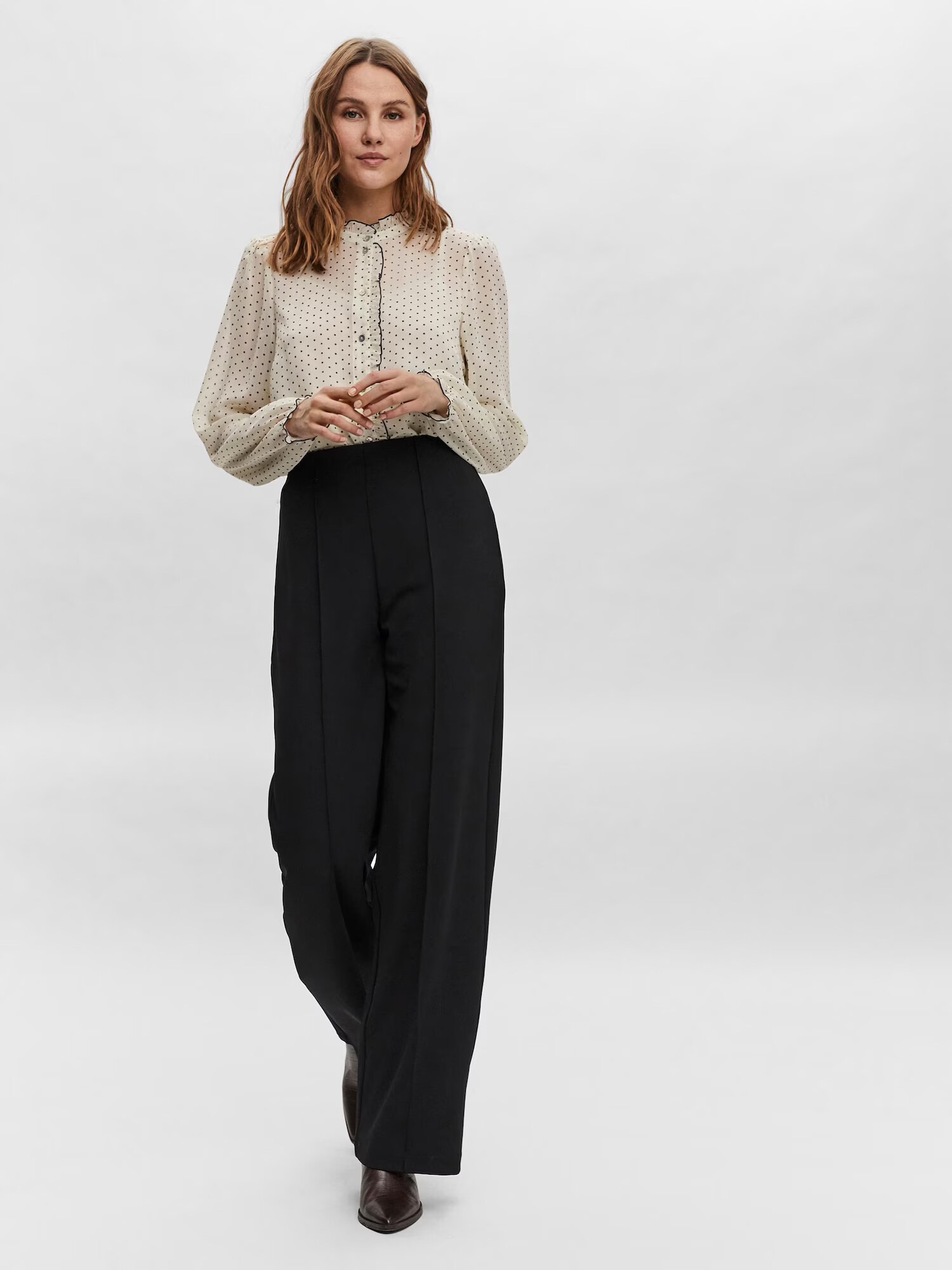 VERO MODA Pantaloni cu dungă 'Becky' negru - Pled.ro