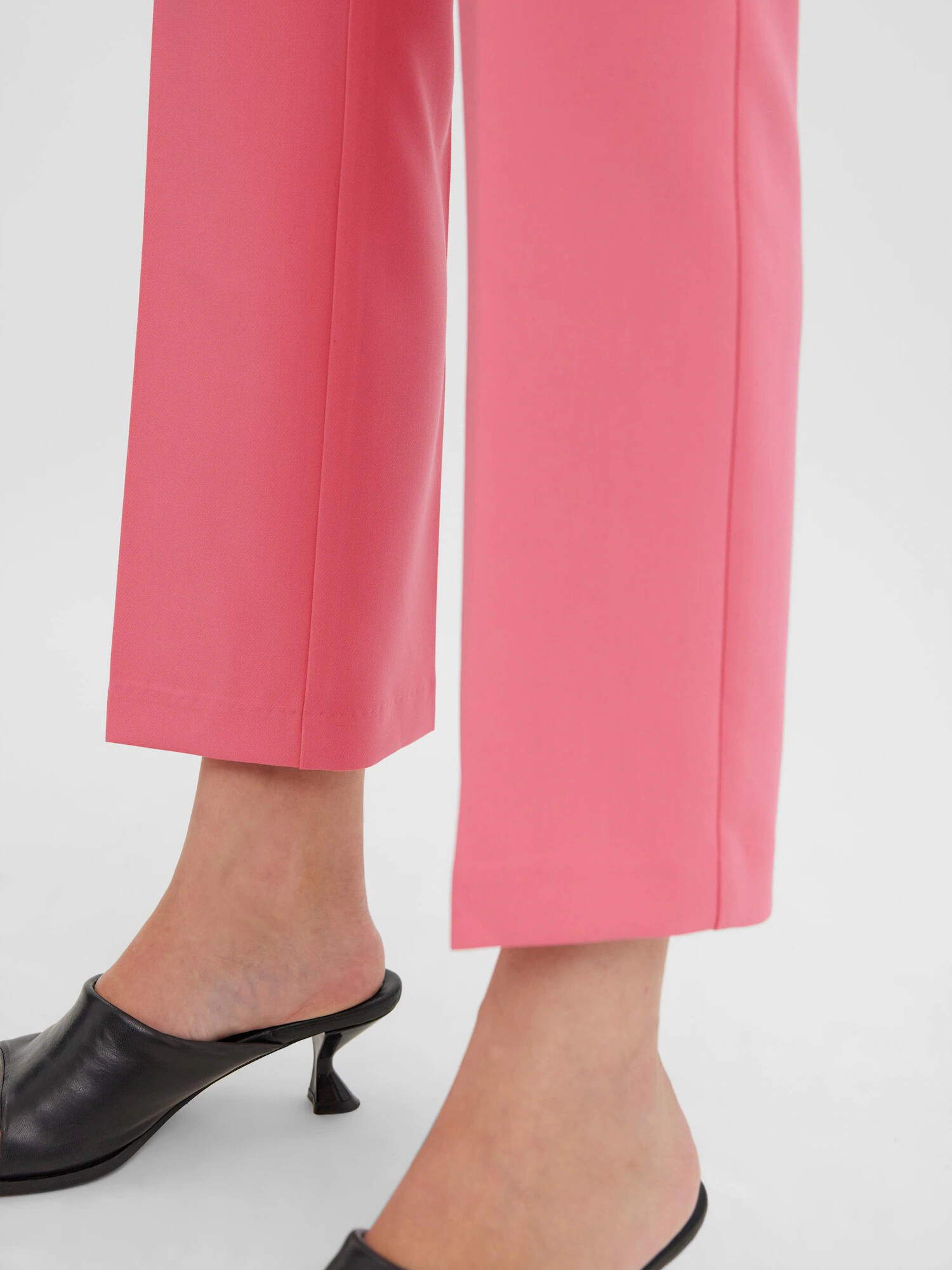 VERO MODA Pantaloni cu dungă 'SANDY' fucsia - Pled.ro