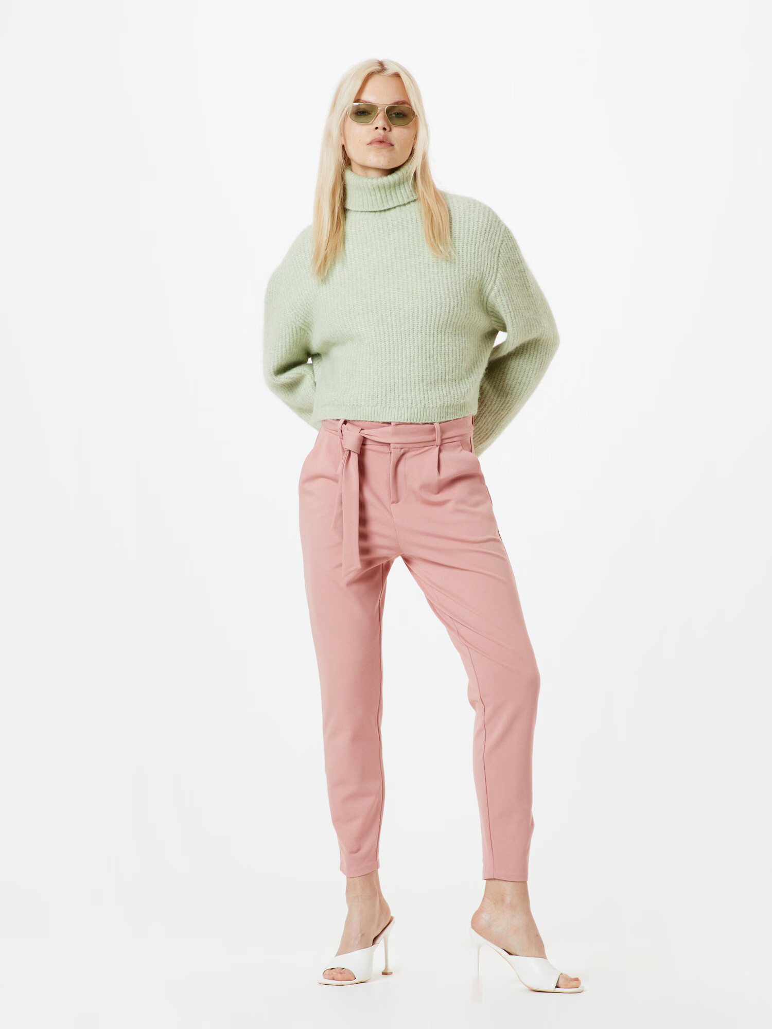 VERO MODA Pantaloni cutați rosé - Pled.ro