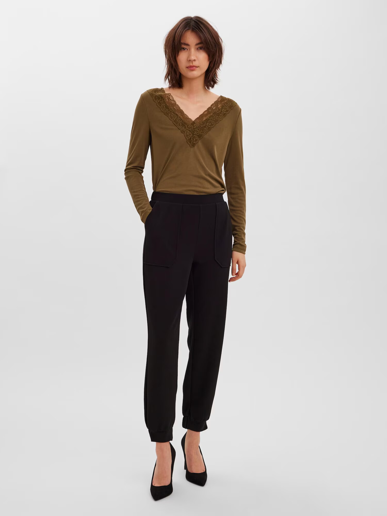 VERO MODA Pantaloni 'Dagny' negru - Pled.ro