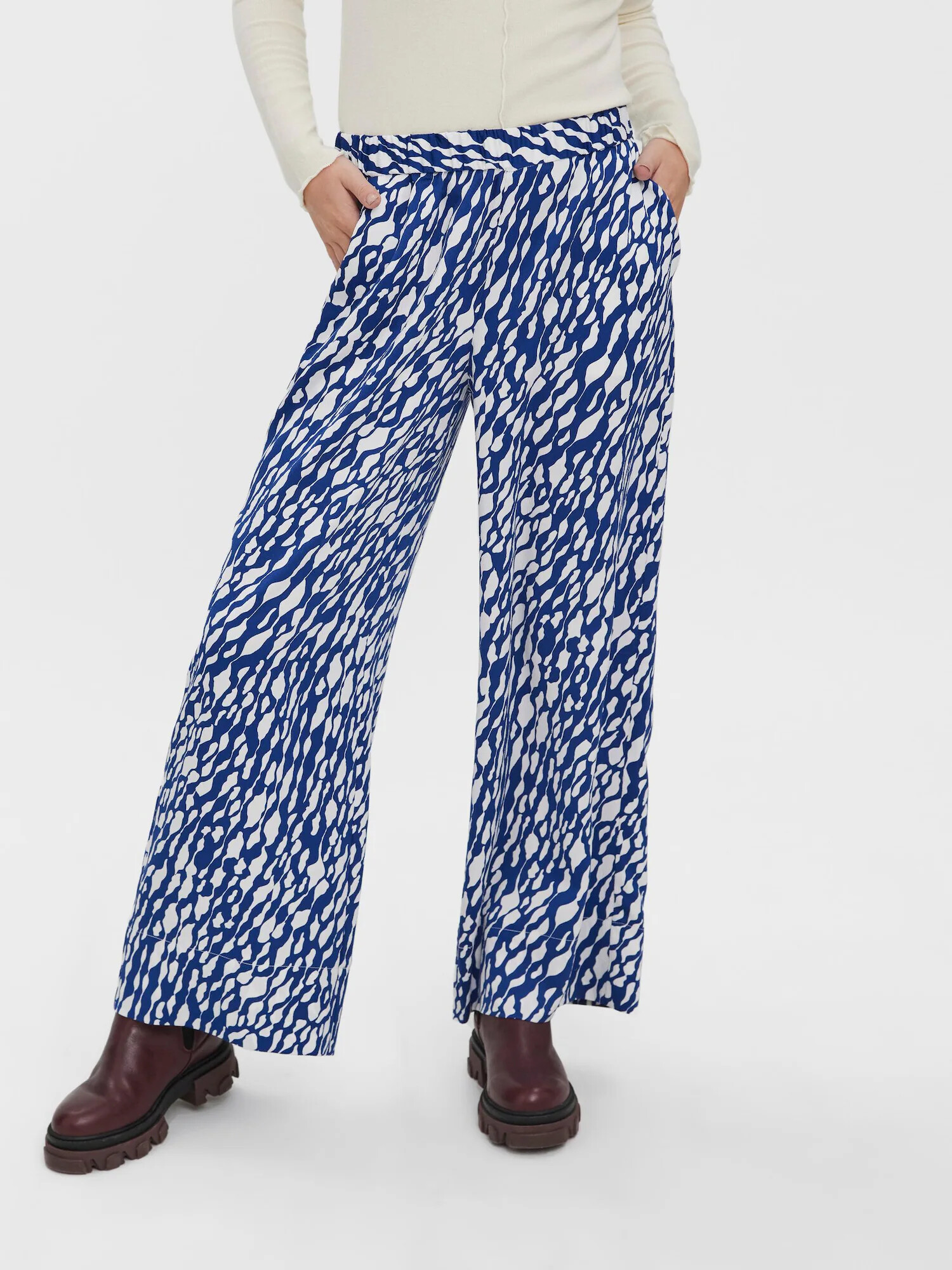 VERO MODA Pantaloni 'DAISY' albastru / alb - Pled.ro