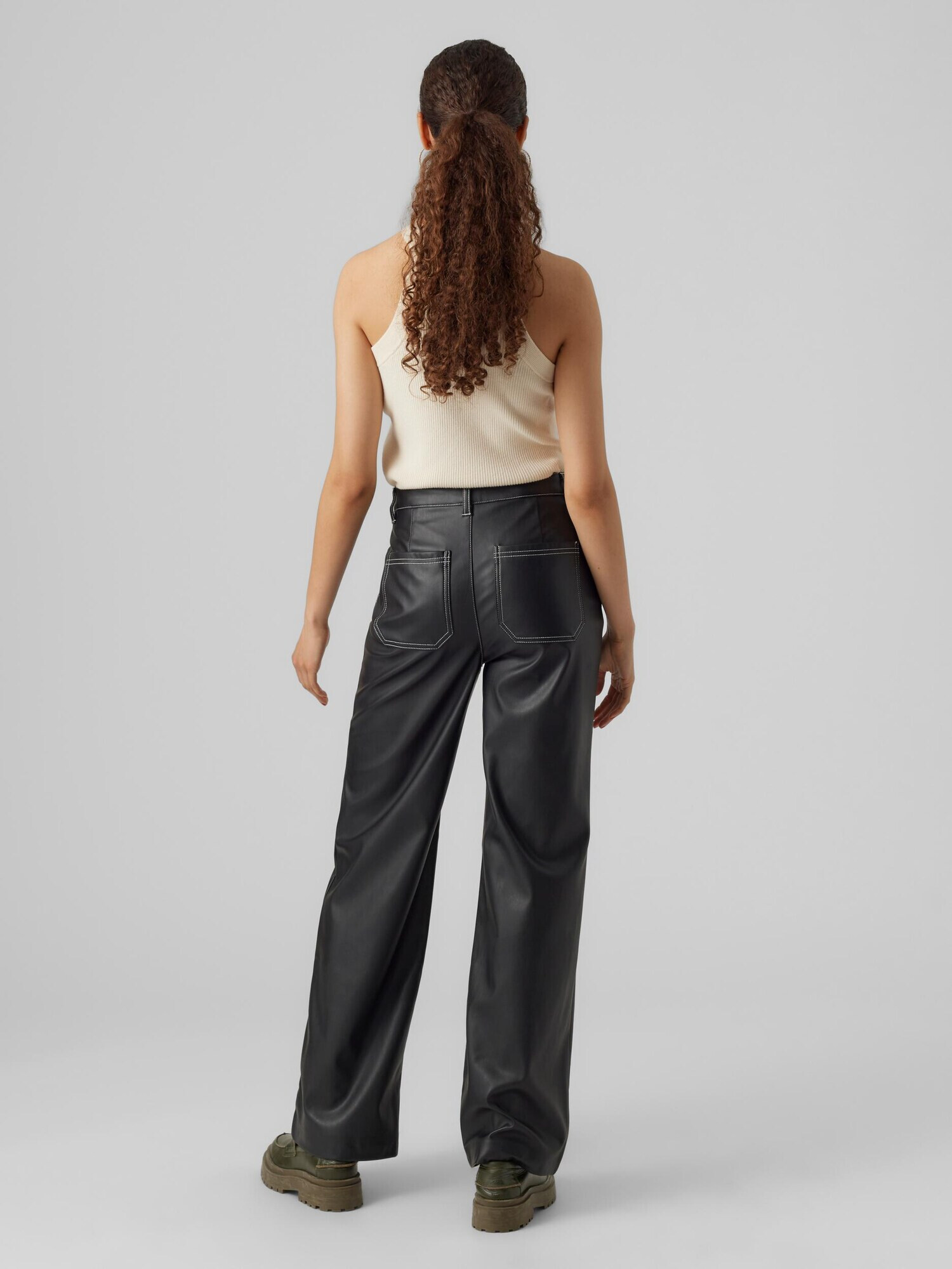 VERO MODA Pantaloni 'Daisy' negru - Pled.ro