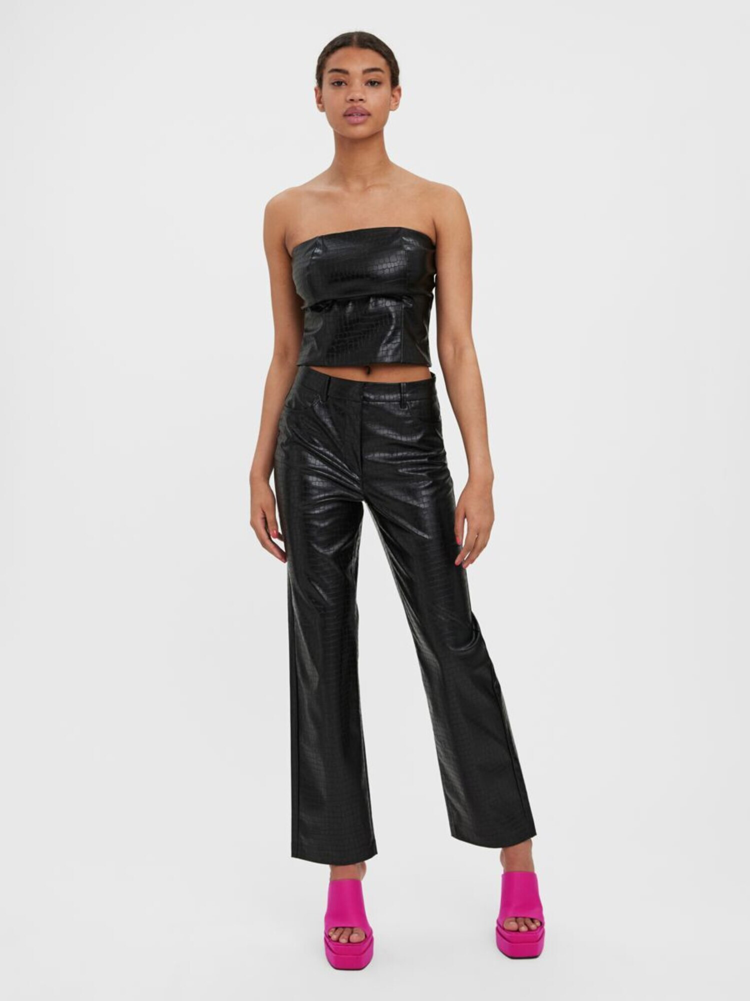 VERO MODA Pantaloni 'DAREEN' negru - Pled.ro