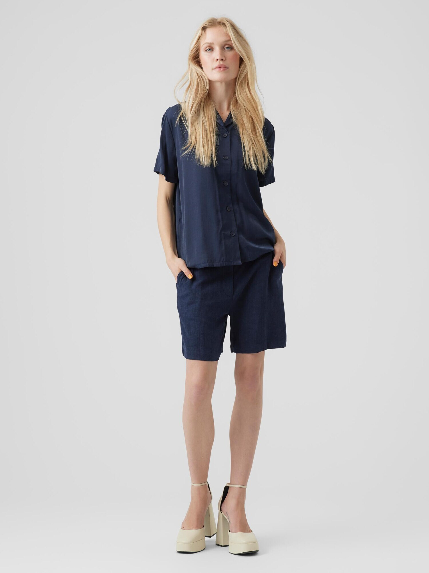 VERO MODA Pantaloni 'Verhera' bleumarin - Pled.ro