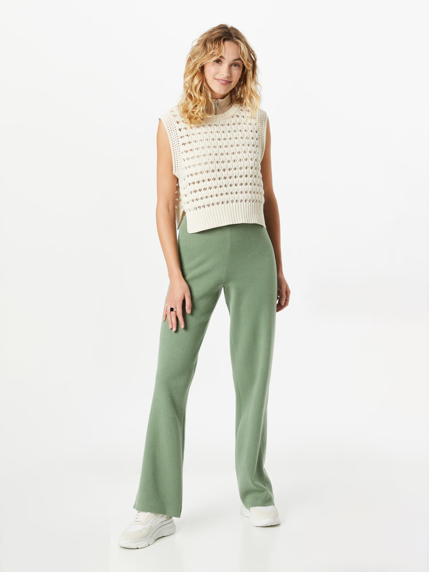 VERO MODA Pantaloni 'GOLD NEEDLE' verde - Pled.ro