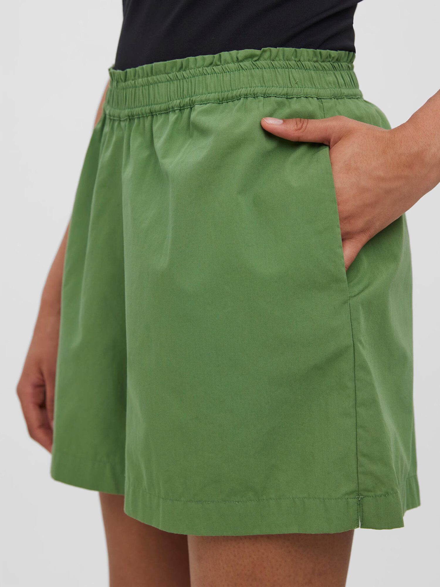 VERO MODA Pantaloni 'Hella' verde deschis - Pled.ro