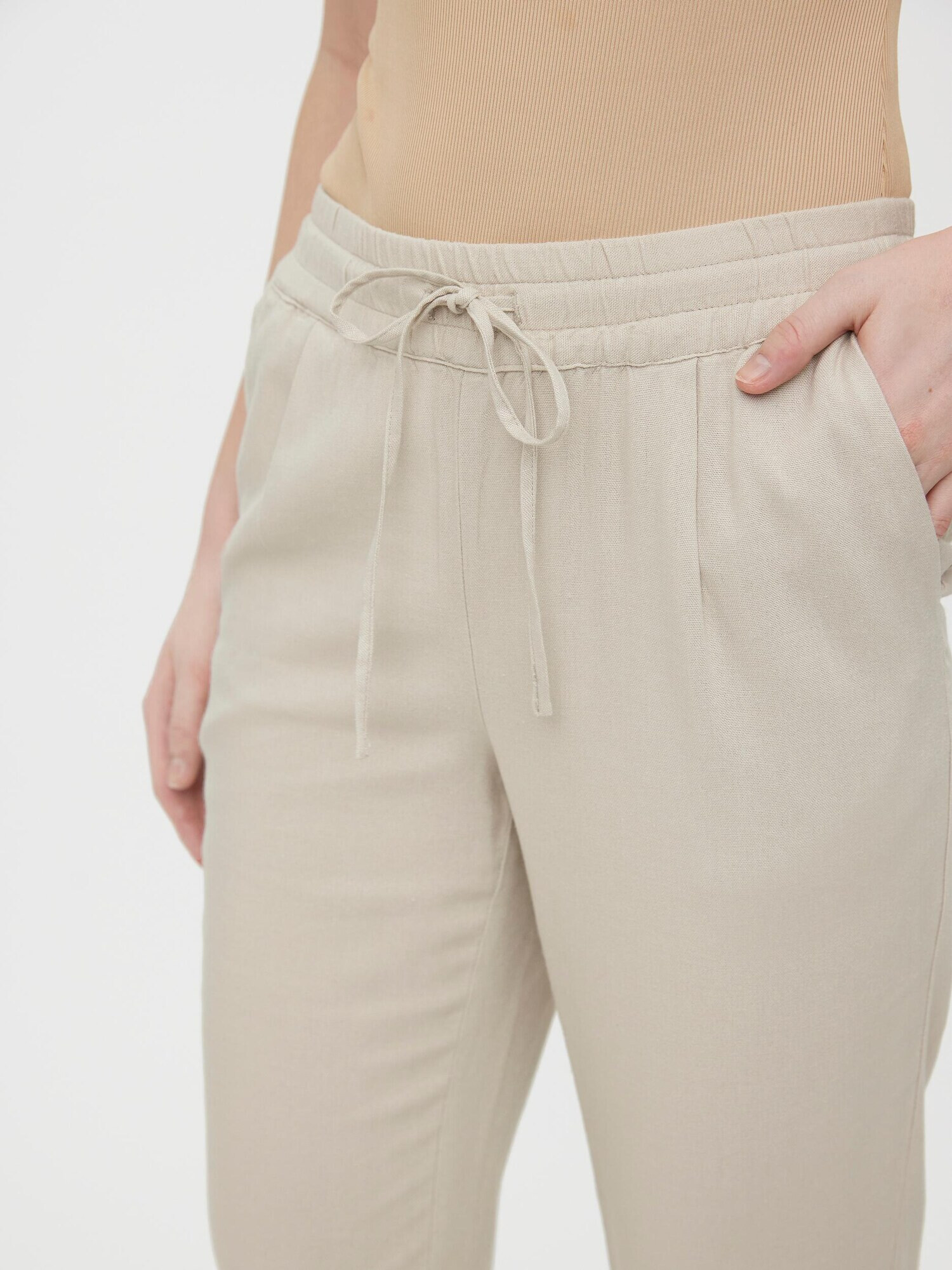 VERO MODA Pantaloni 'JESMILO' gri deschis - Pled.ro