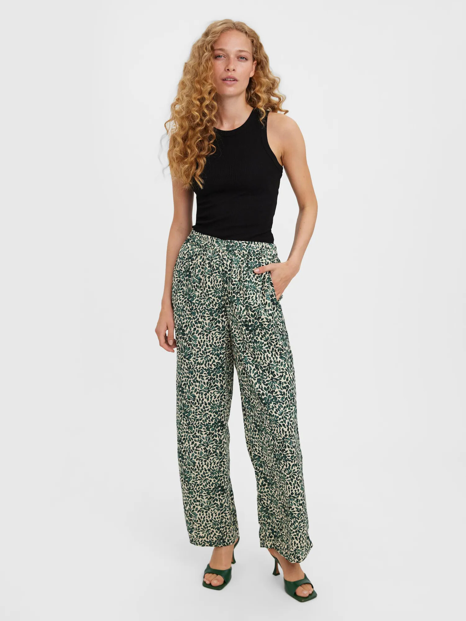 VERO MODA Pantaloni 'Jloe' verde închis / alb - Pled.ro