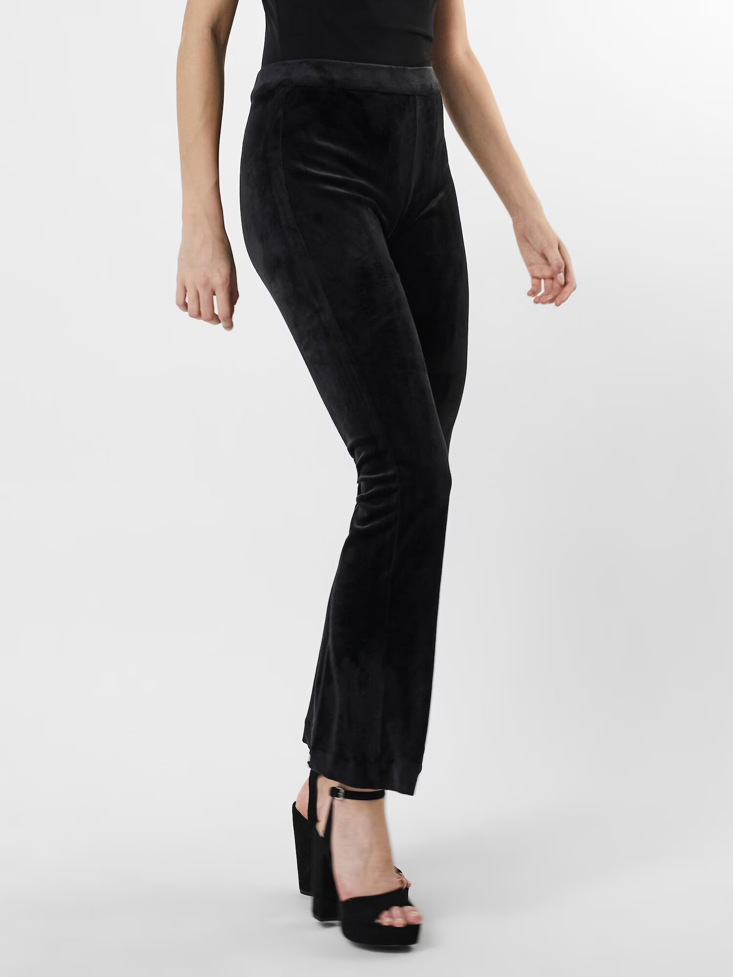 VERO MODA Pantaloni 'Kamma' negru - Pled.ro