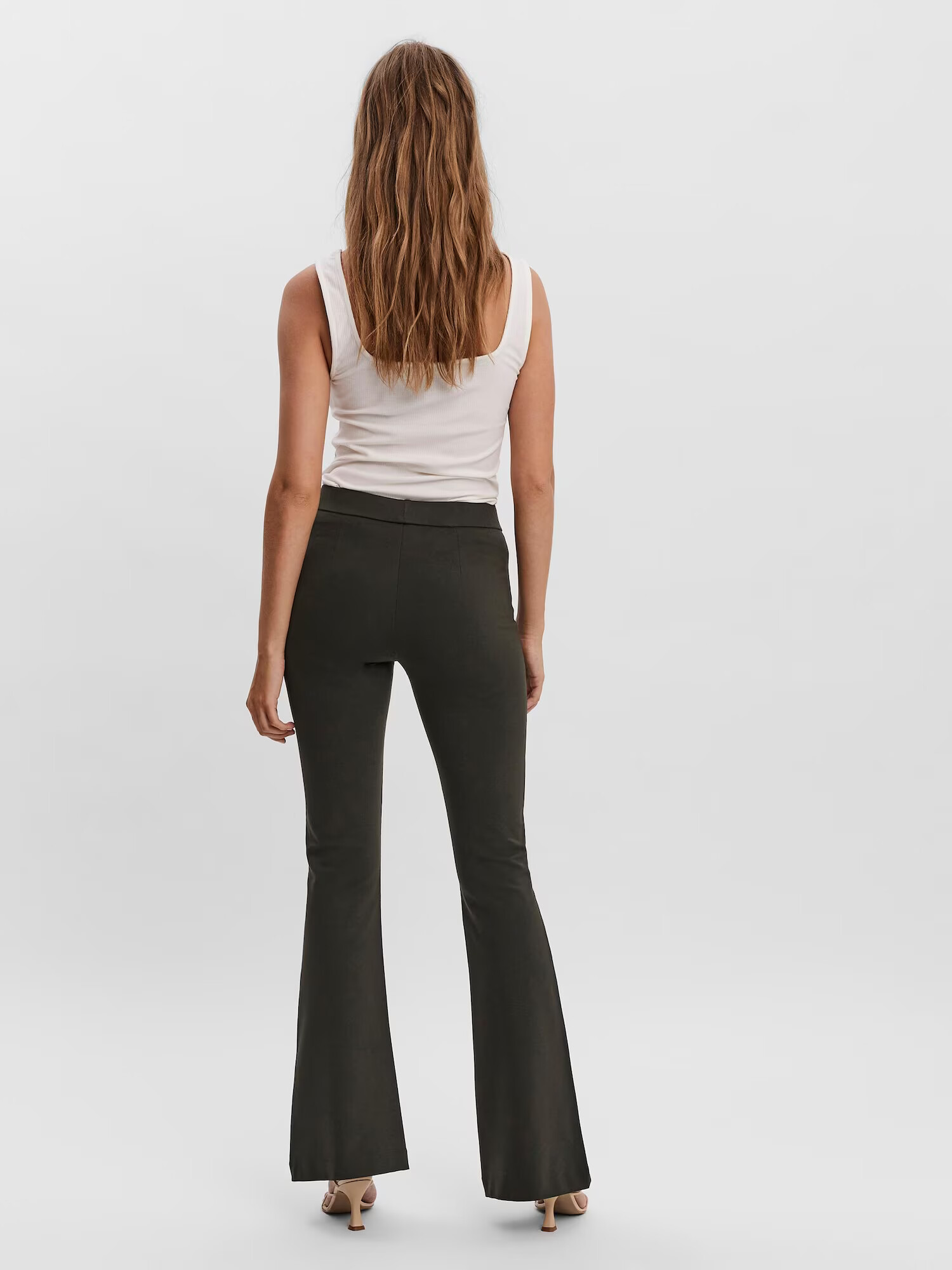 VERO MODA Pantaloni 'Kamma' oliv - Pled.ro