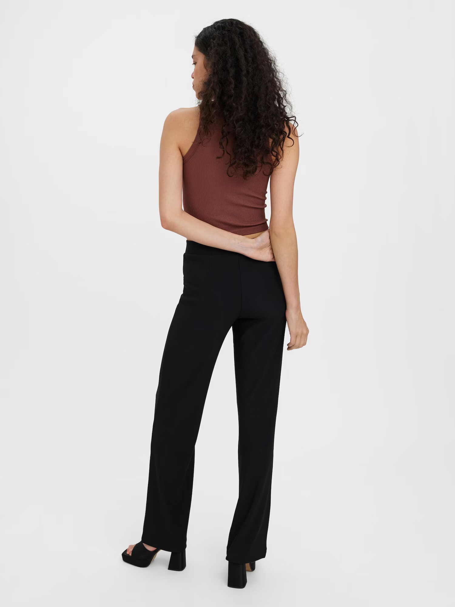 VERO MODA Pantaloni 'Kammie' negru - Pled.ro