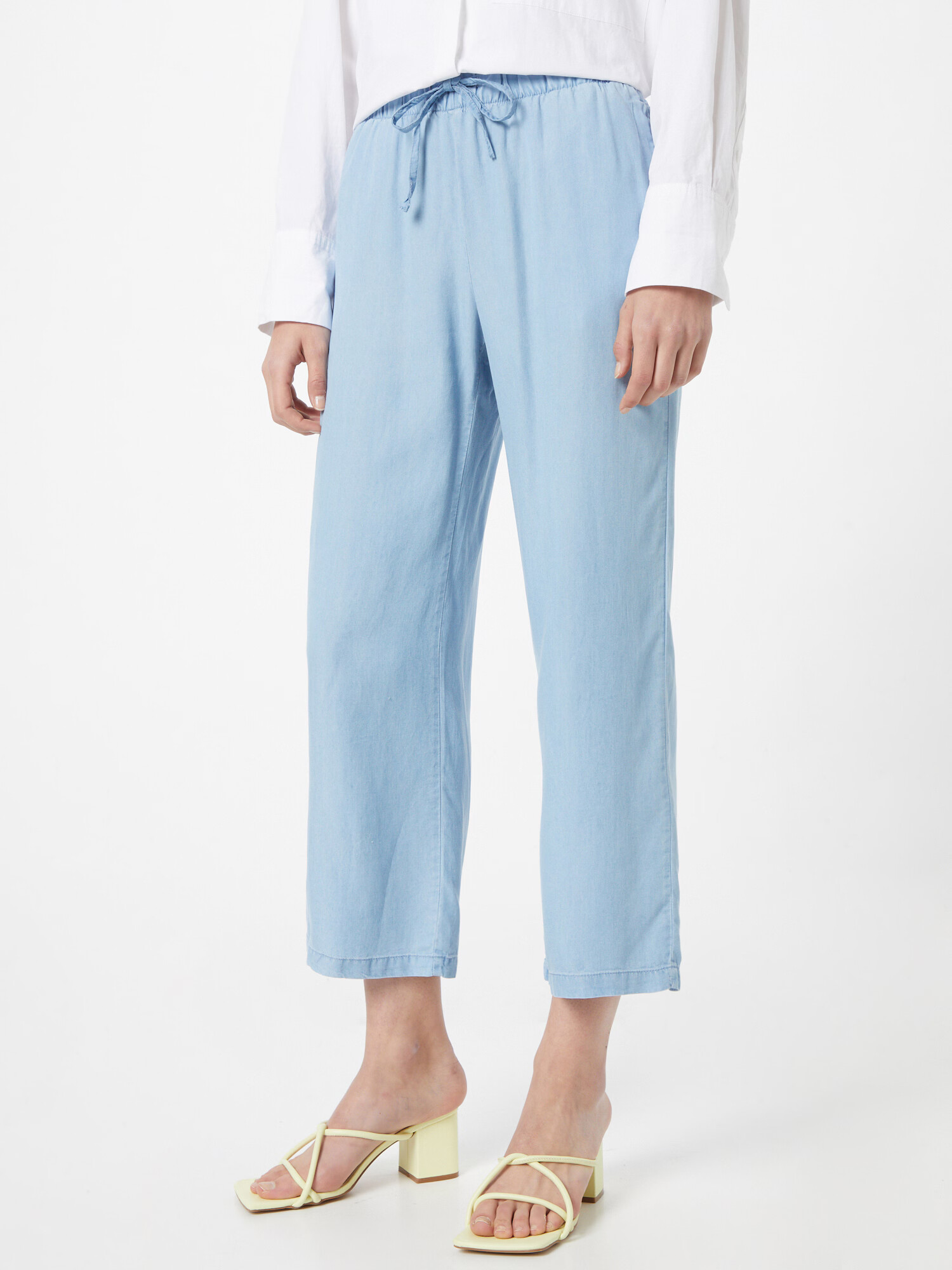 VERO MODA Pantaloni 'LILIANA' albastru deschis - Pled.ro