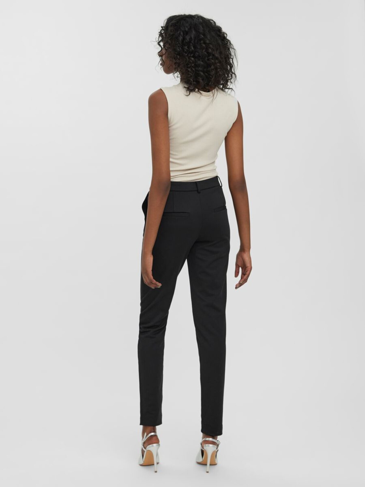 VERO MODA Pantaloni 'Lucca Lilith' negru - Pled.ro