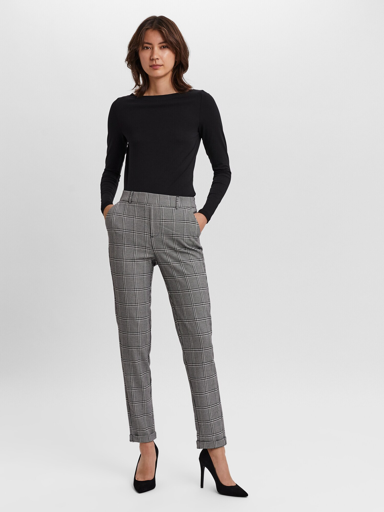 VERO MODA Pantaloni 'Maya' negru / alb - Pled.ro