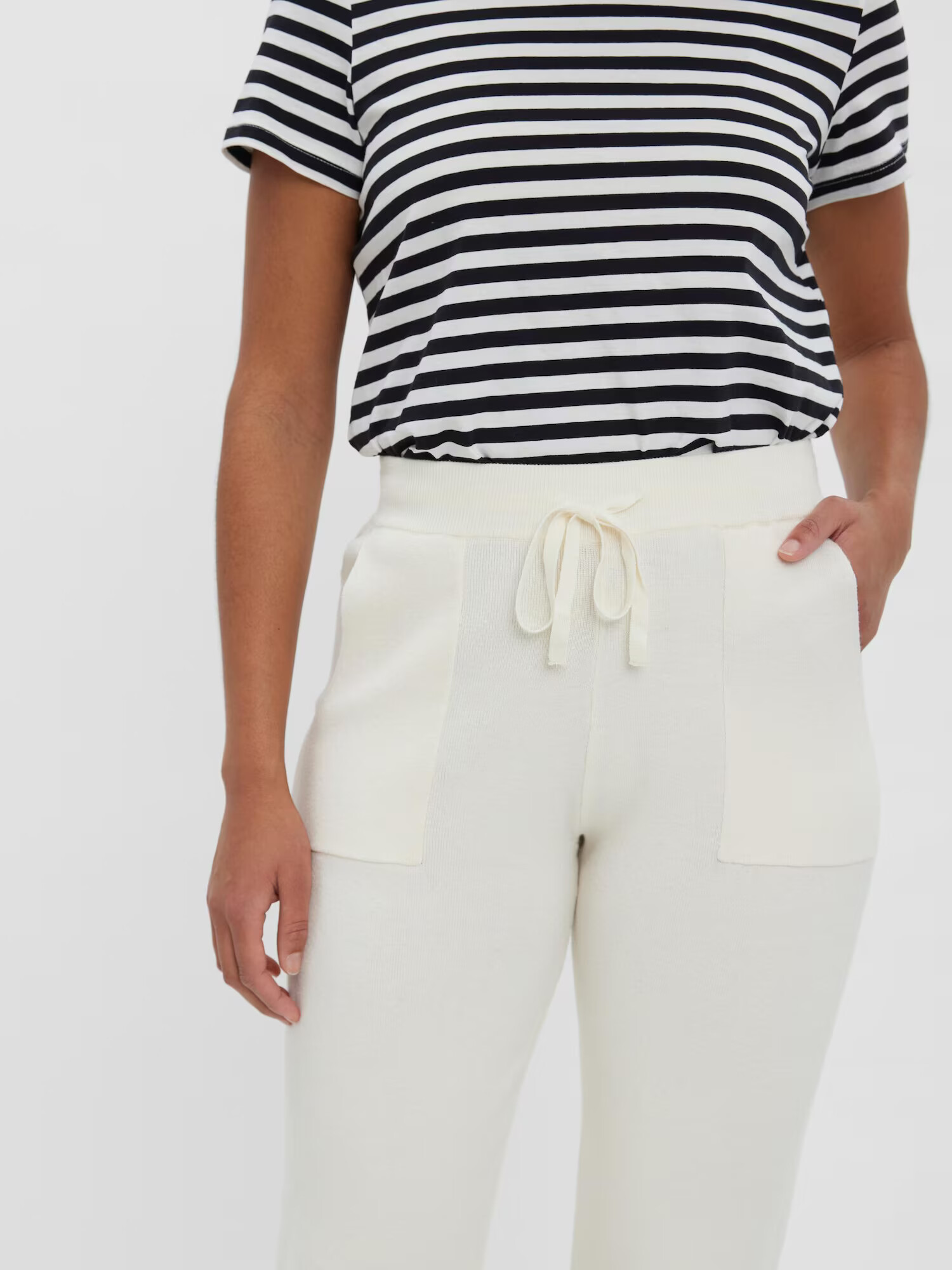 VERO MODA Pantaloni 'Nancy' alb - Pled.ro