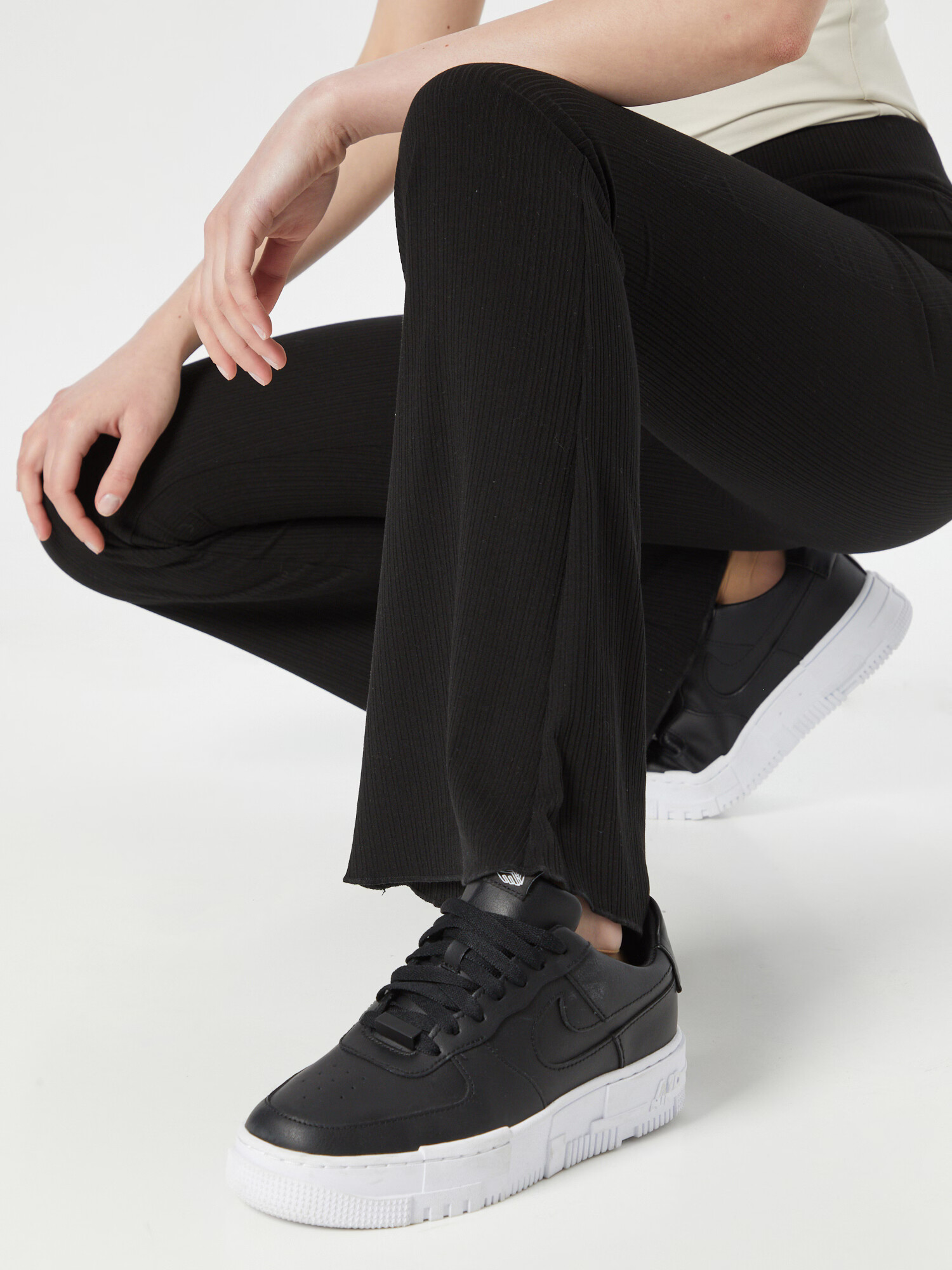 VERO MODA Pantaloni negru - Pled.ro