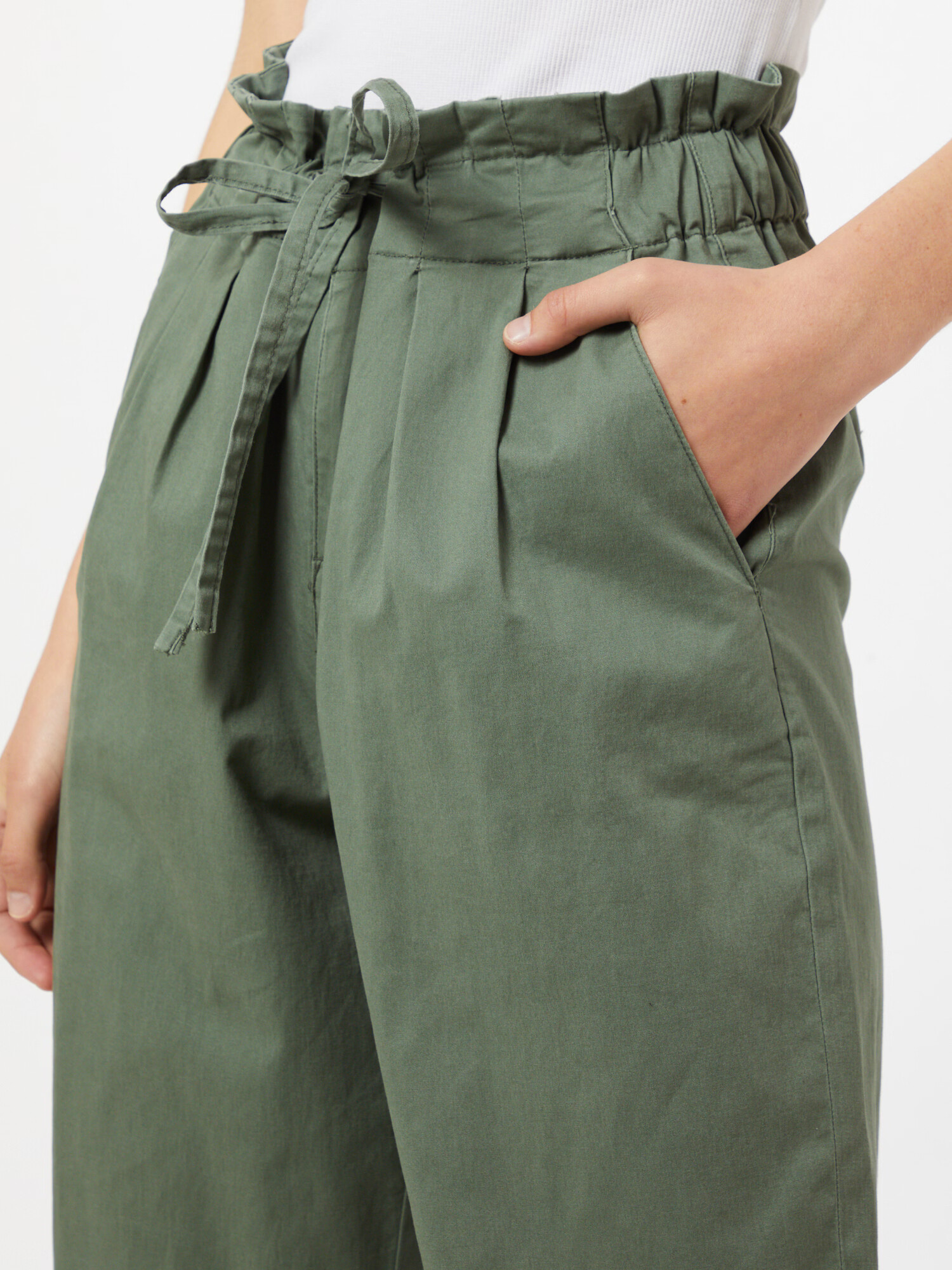 VERO MODA Pantaloni 'Evany' verde - Pled.ro