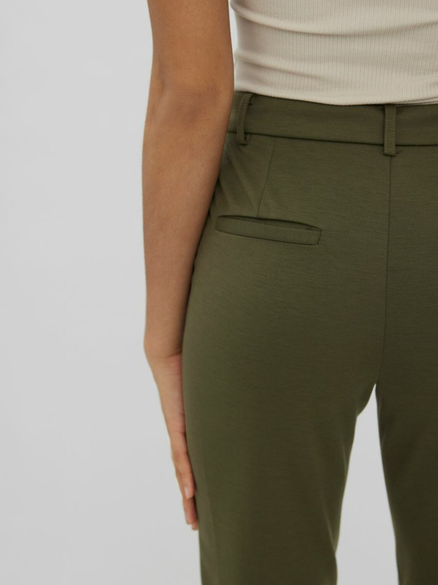 VERO MODA Pantaloni oliv - Pled.ro