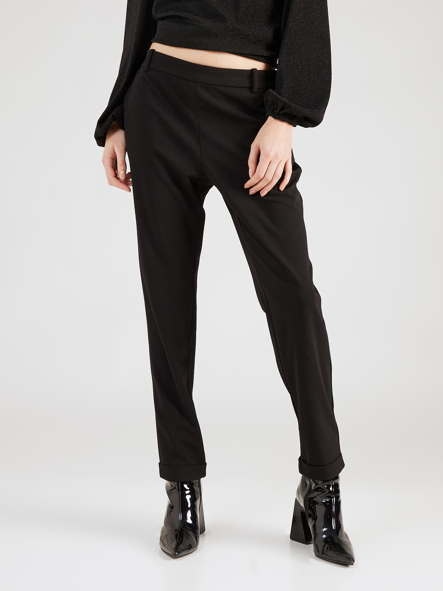 VERO MODA Pantaloni 'Sara' negru - Pled.ro