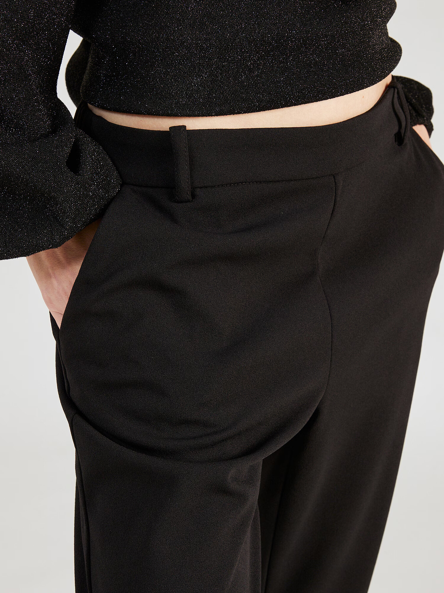 VERO MODA Pantaloni 'Sara' negru - Pled.ro