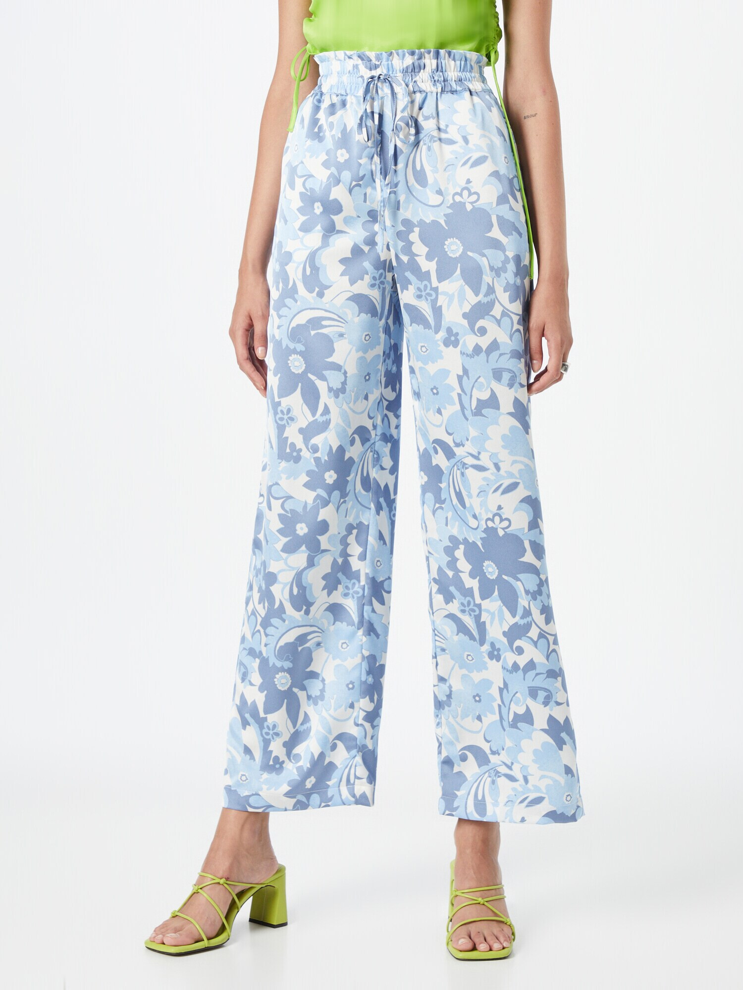 VERO MODA Pantaloni 'ULLA' albastru porumbel / albastru deschis / alb - Pled.ro