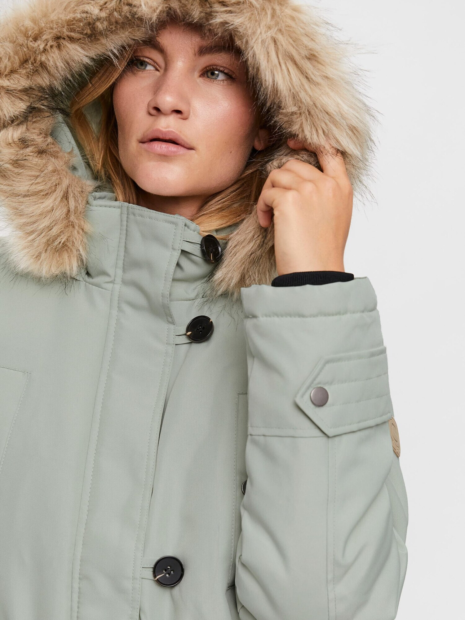 VERO MODA Parka de iarnă 'Excursion Expedition' maro amestecat / gri deschis - Pled.ro