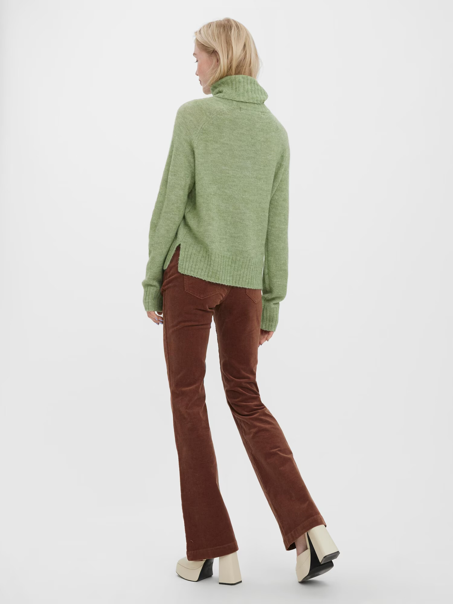 Vero Moda Petite Pulover 'DANIELA' verde deschis - Pled.ro