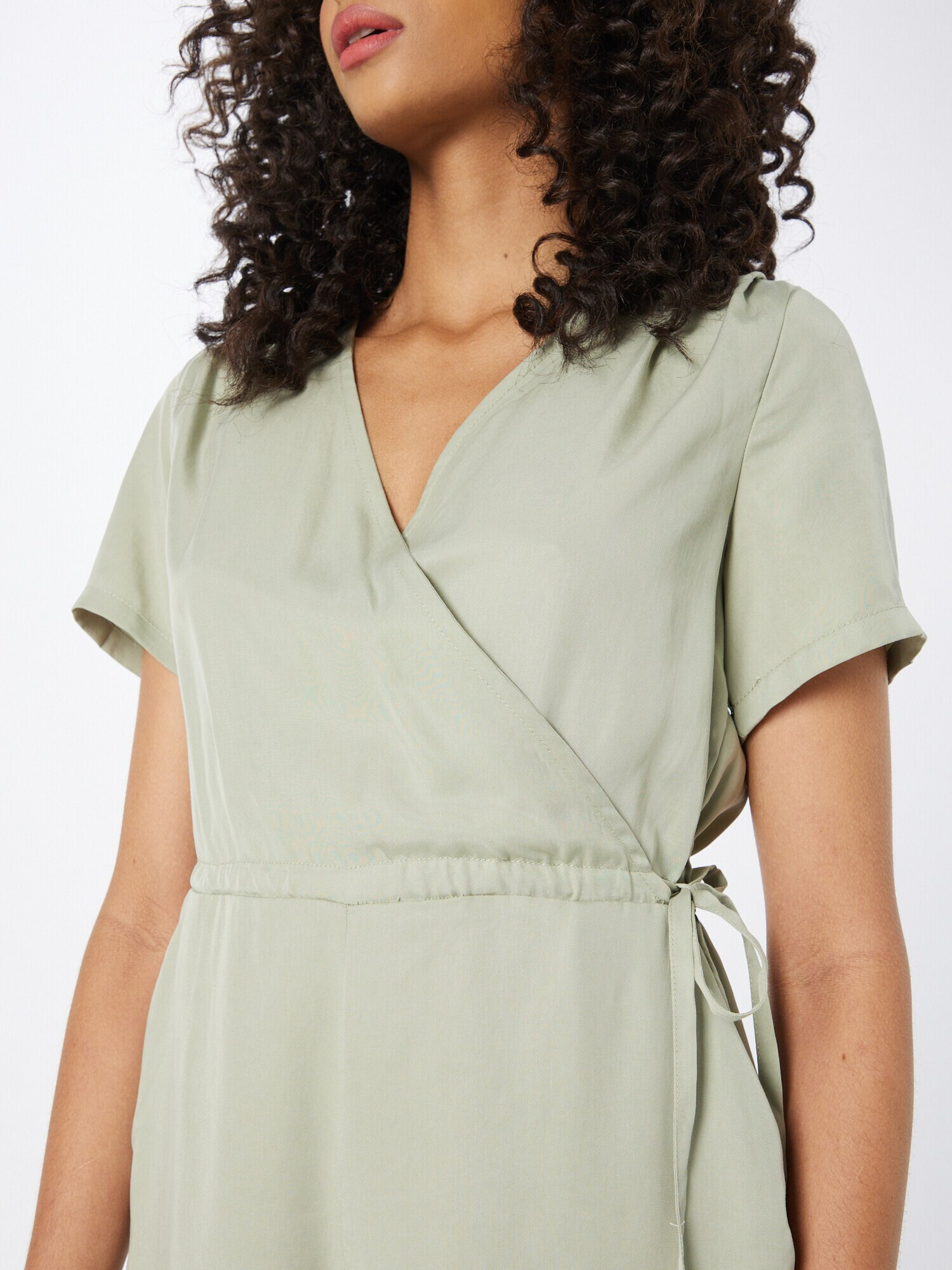 VERO MODA Salopeta 'LILIANA' verde pastel - Pled.ro