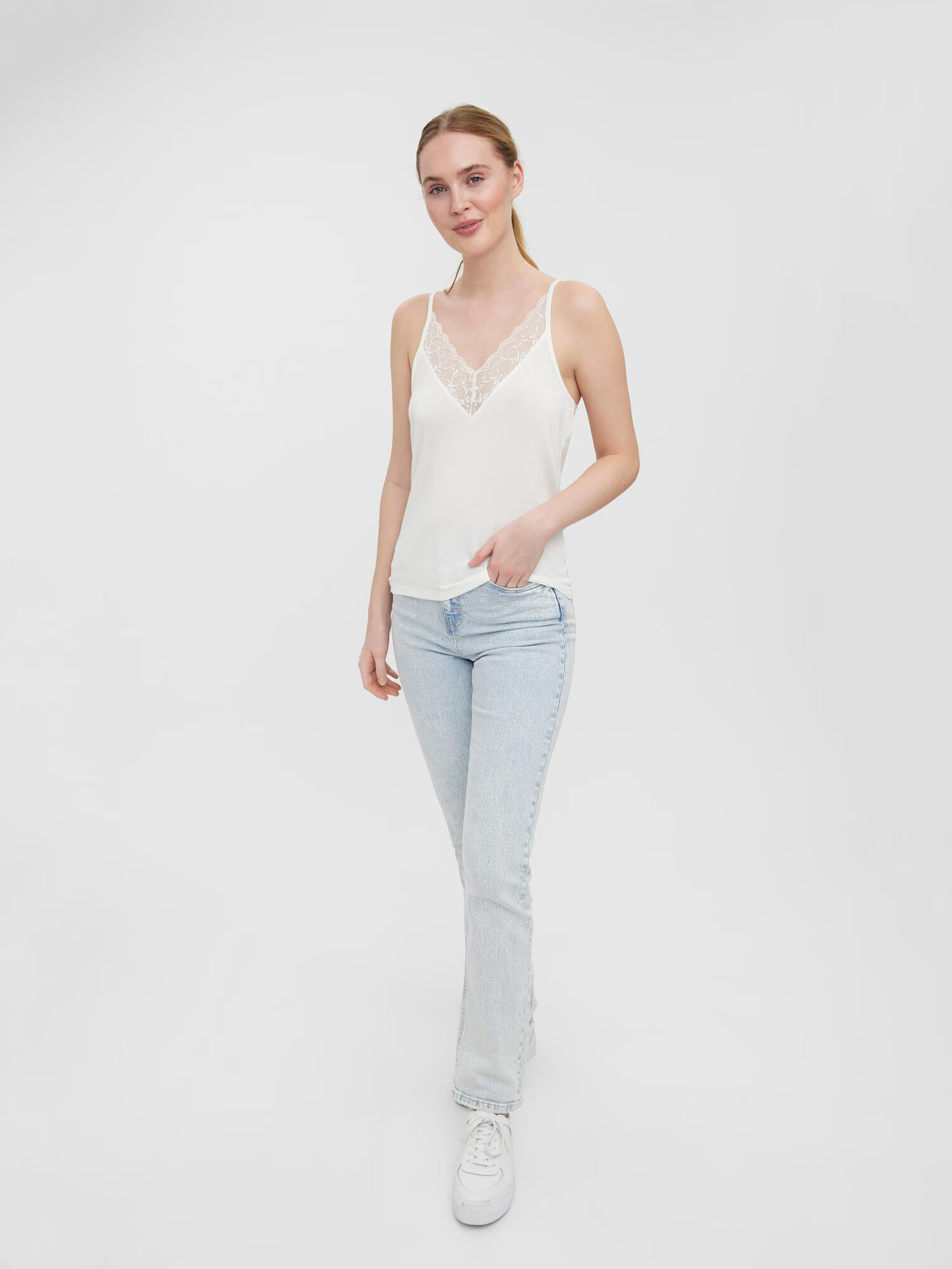 VERO MODA Top 'Sela' alb - Pled.ro